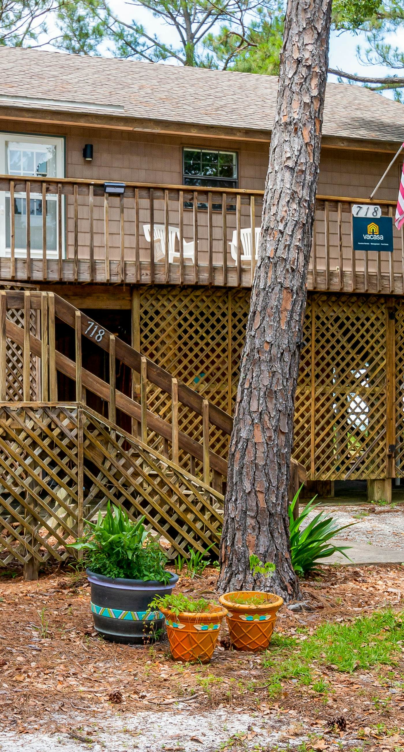 Bayfront home with Gulf views & deck with private swim spa - dog-friendly