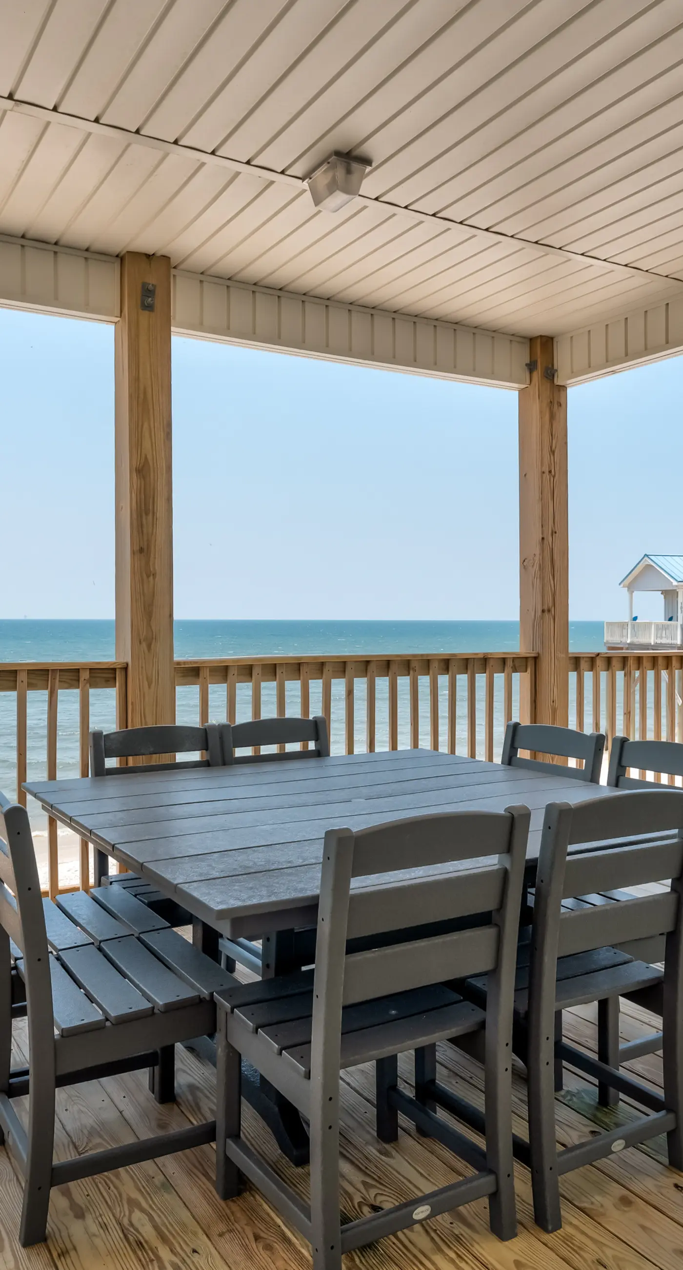 Exquisite oceanfront beach home with hot tub, central AC, balcony, & W&D