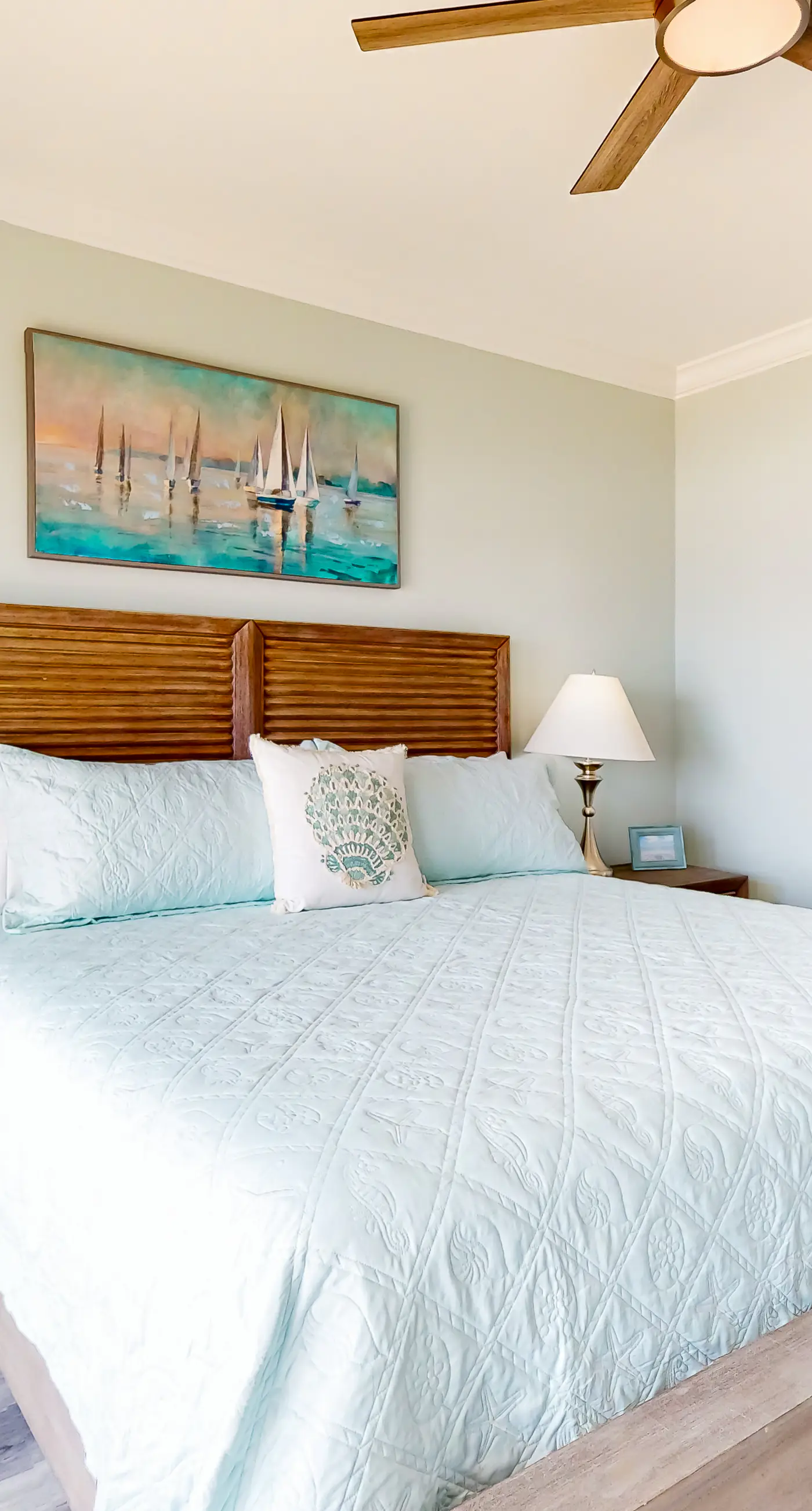 Exquisite oceanfront beach home with hot tub, central AC, balcony, & W&D