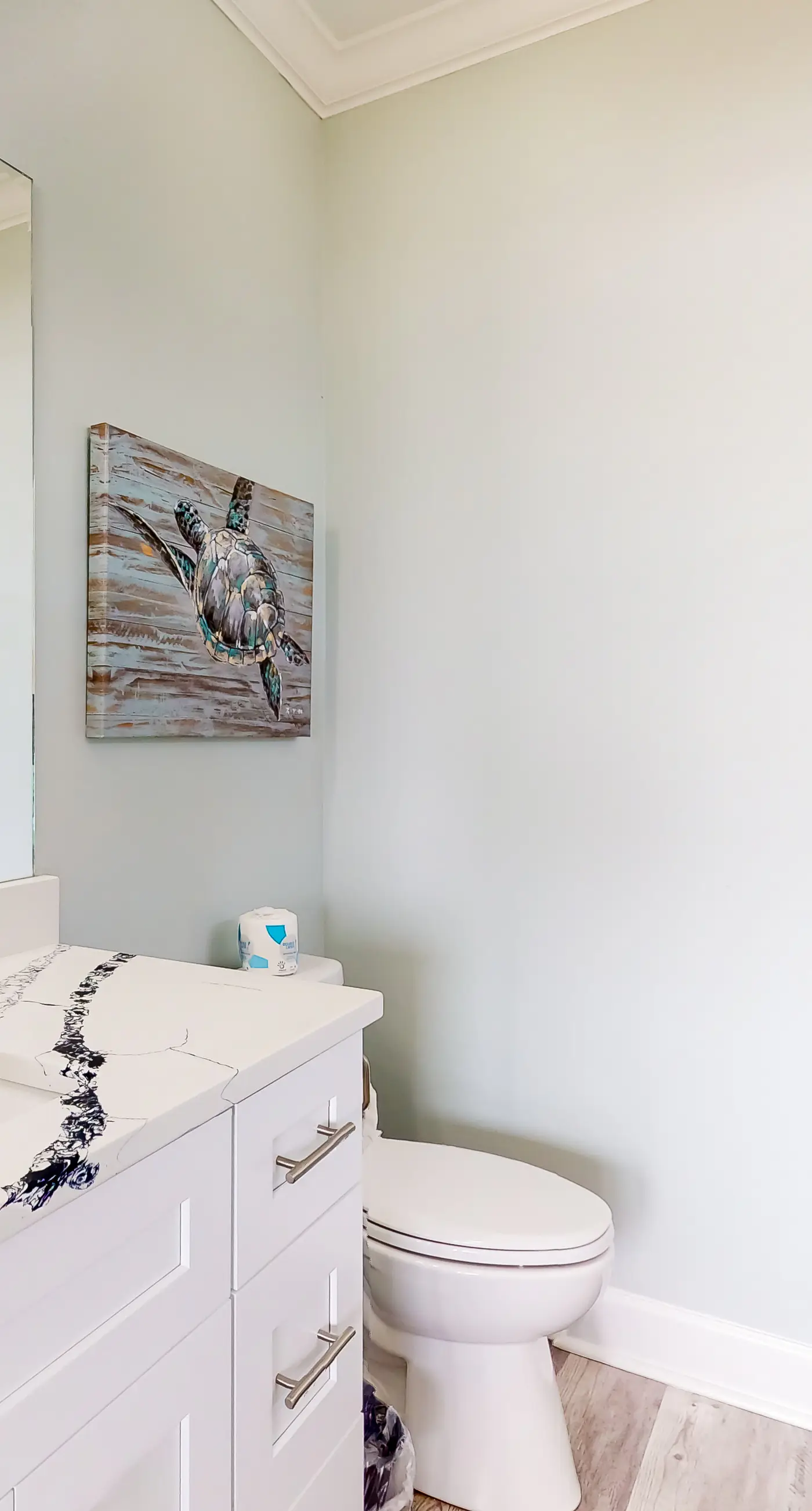 Exquisite oceanfront beach home with hot tub, central AC, balcony, & W&D