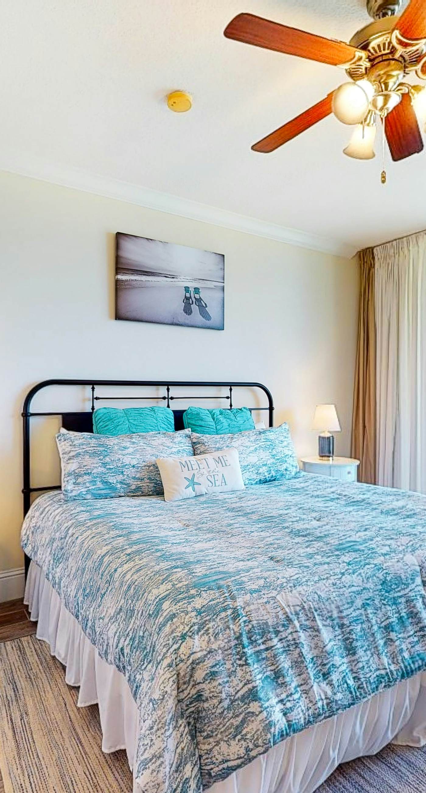 Beachfront condo with pool, hot tub, W/D, sauna, balcony, and tennis court