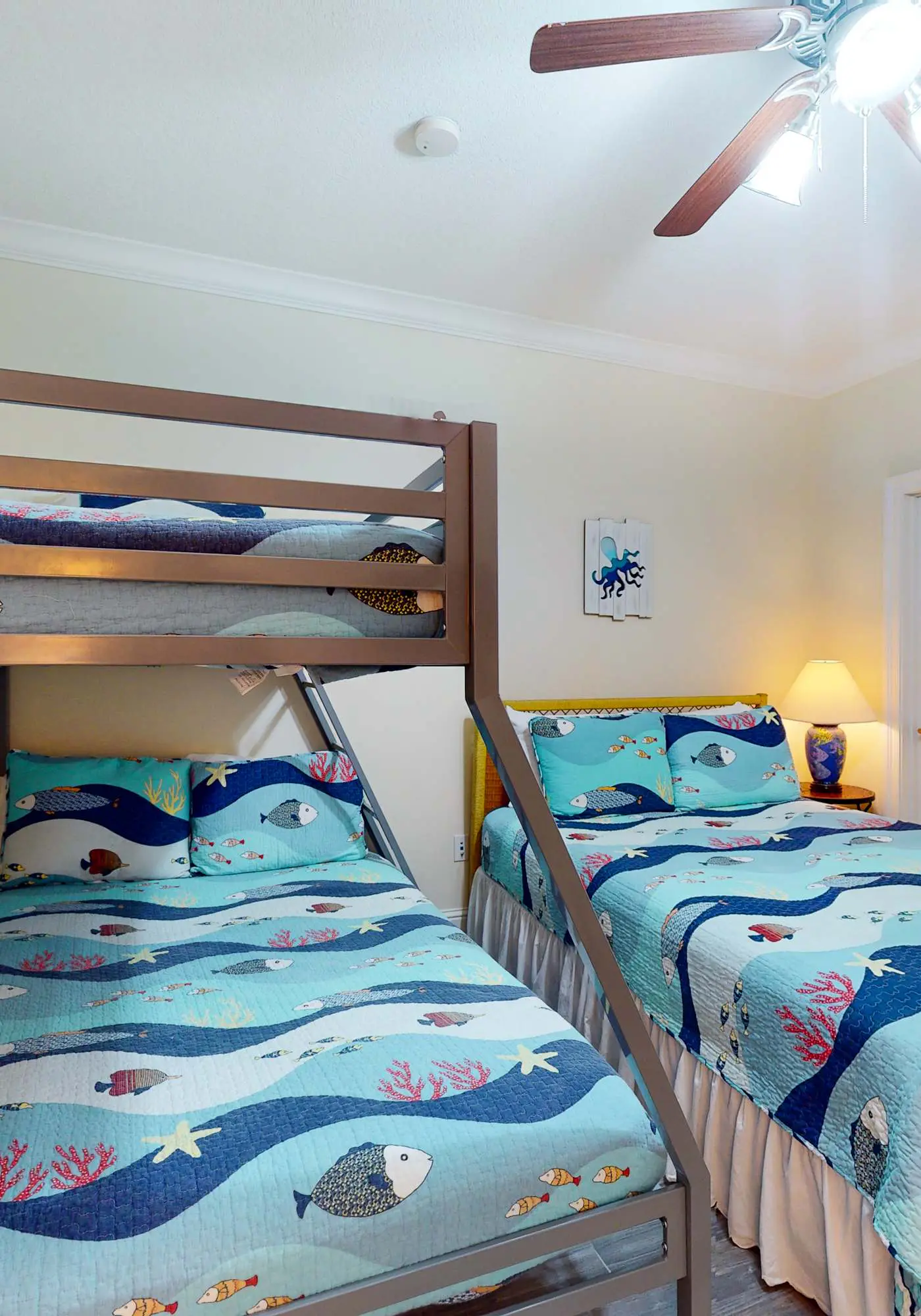 Beachfront condo with pool, hot tub, W/D, sauna, balcony, and tennis court