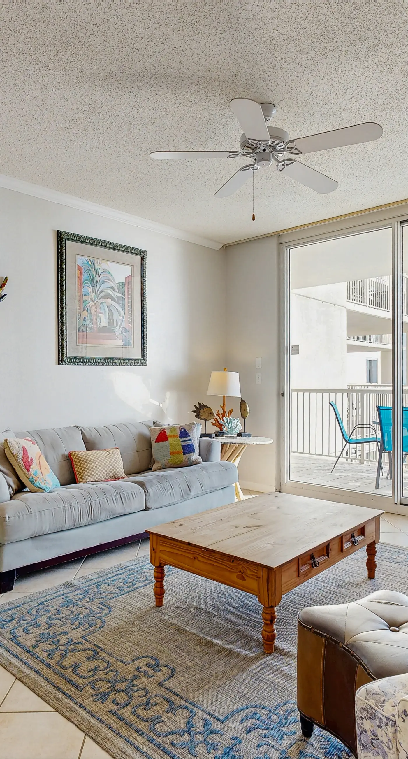 Spacious beachfront condo with full kitchen, shared pool and beach access