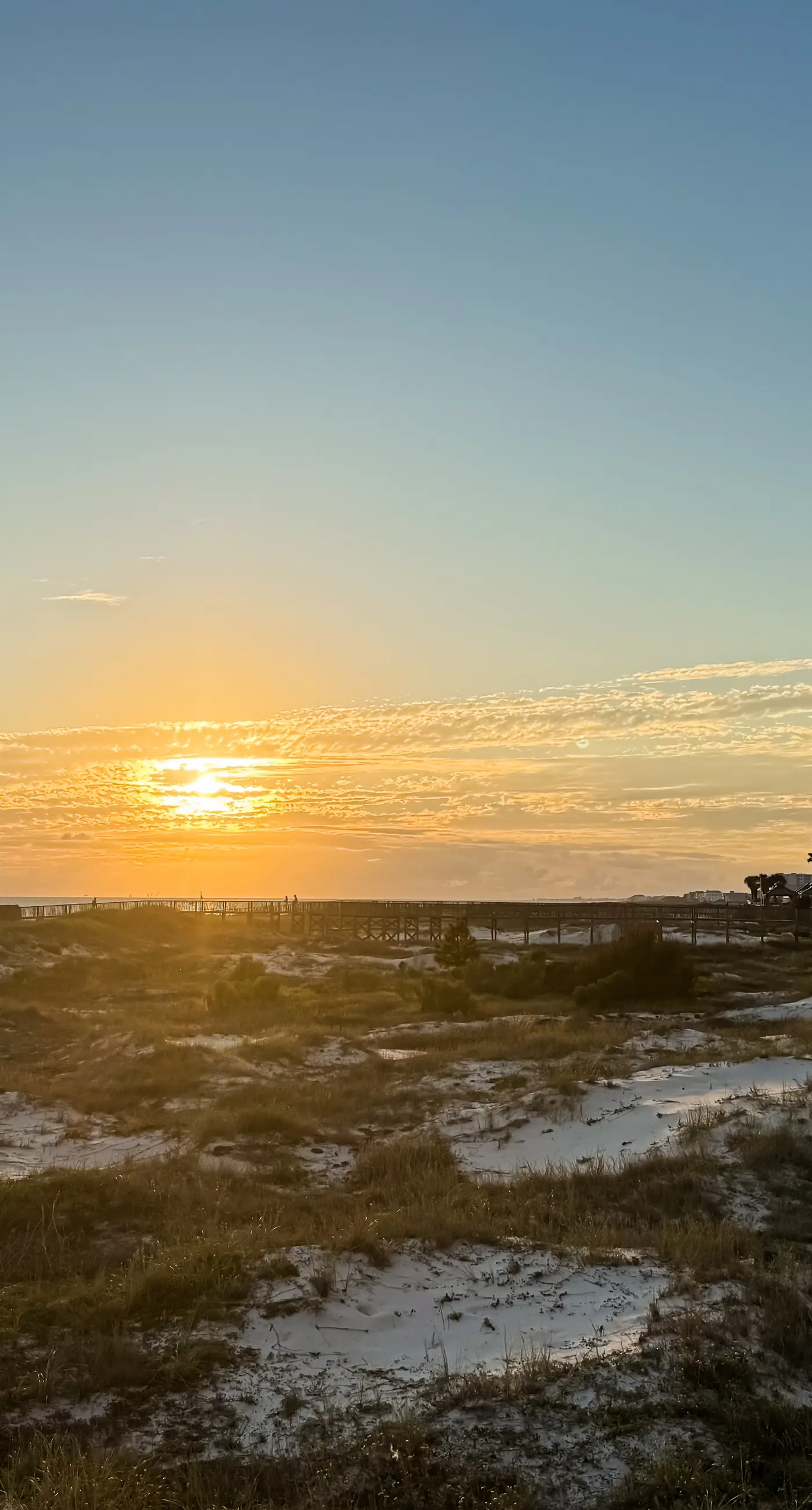 Spacious beachfront condo with full kitchen, shared pool and beach access