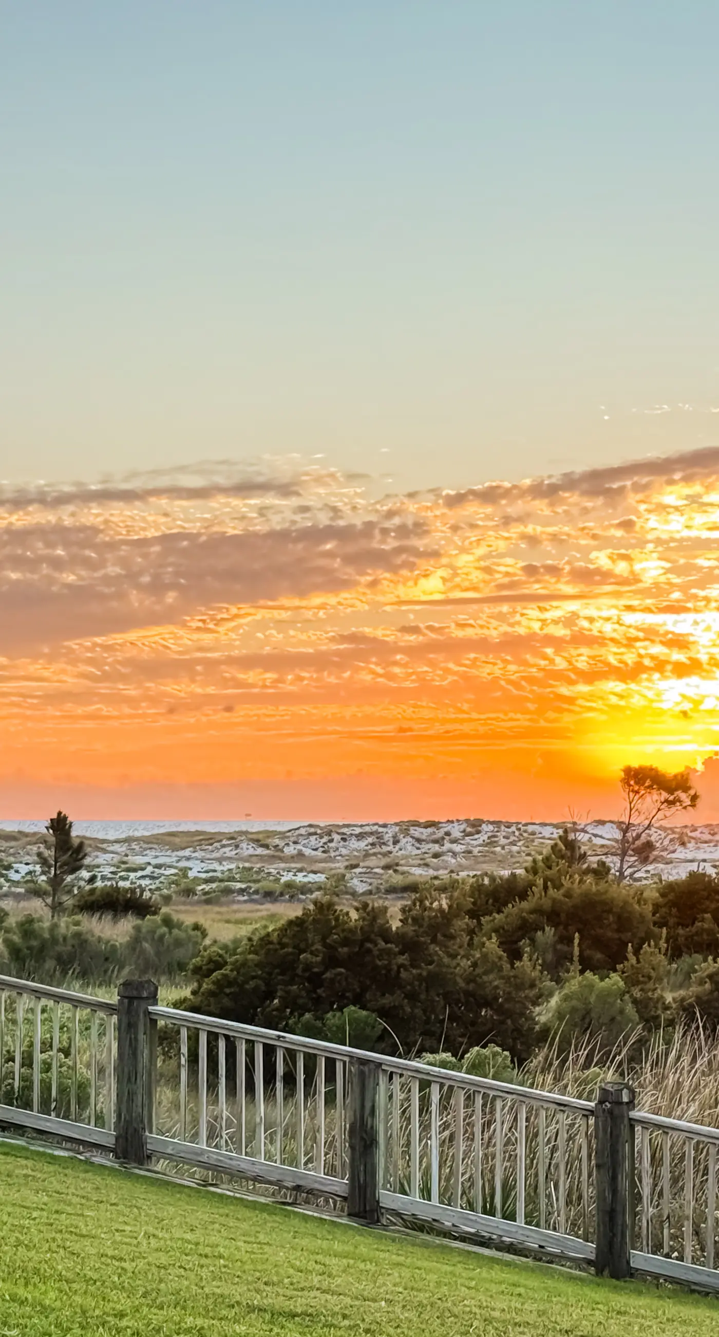Spacious beachfront condo with full kitchen, shared pool and beach access