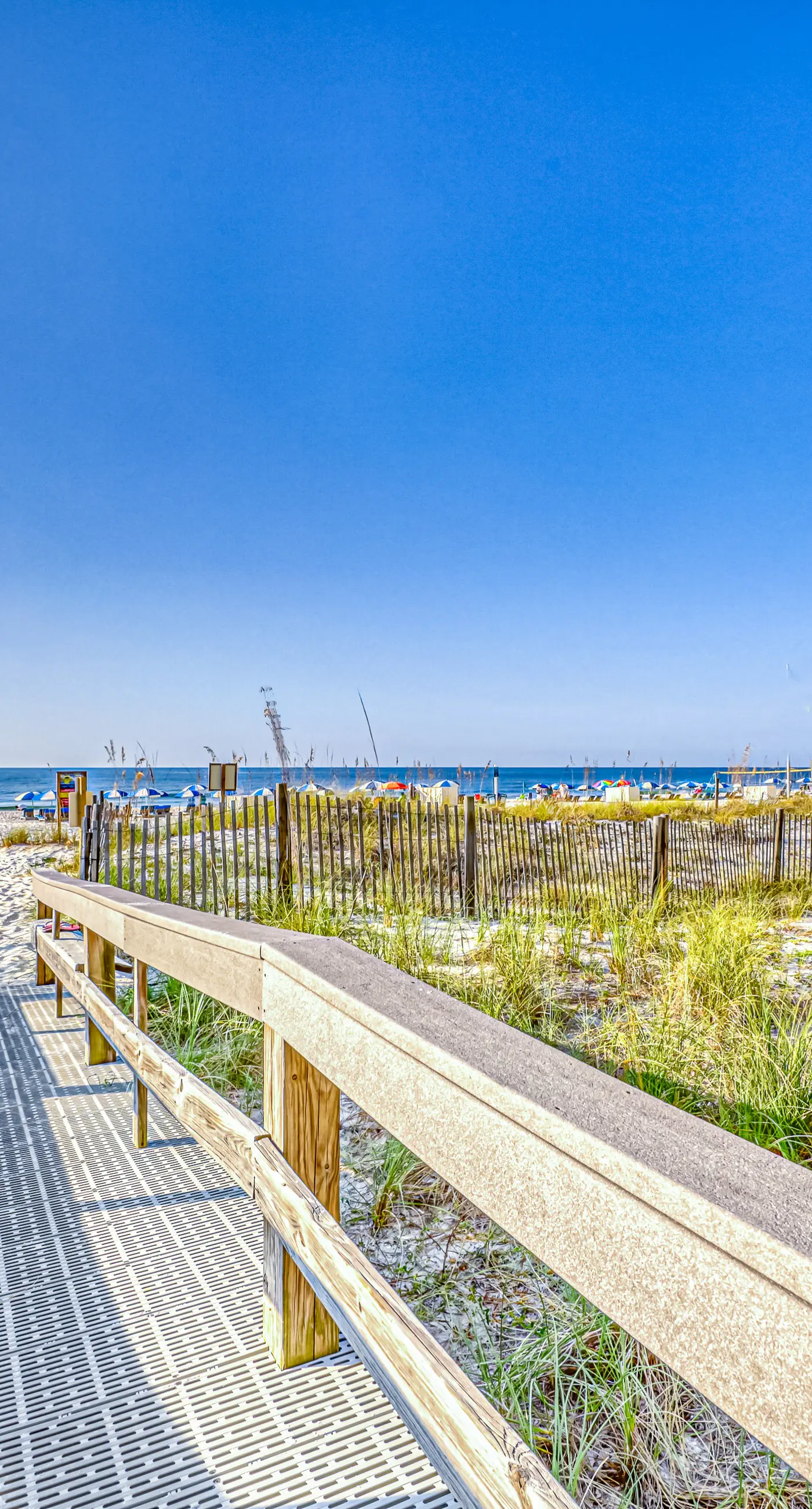 Beachfront condo with stunning views, shared hot tub, fitness room, & indoor pool