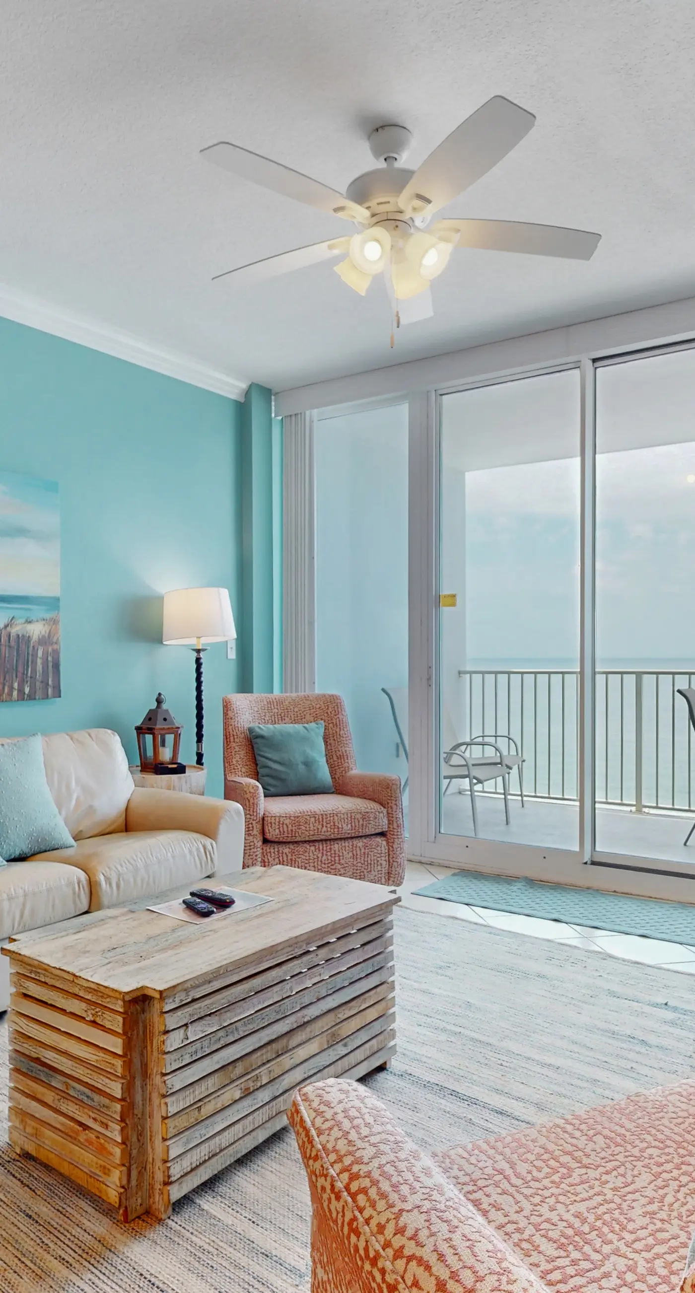 Oceanfront condo with sweeping views, washer/dryer, central AC, & access to pool