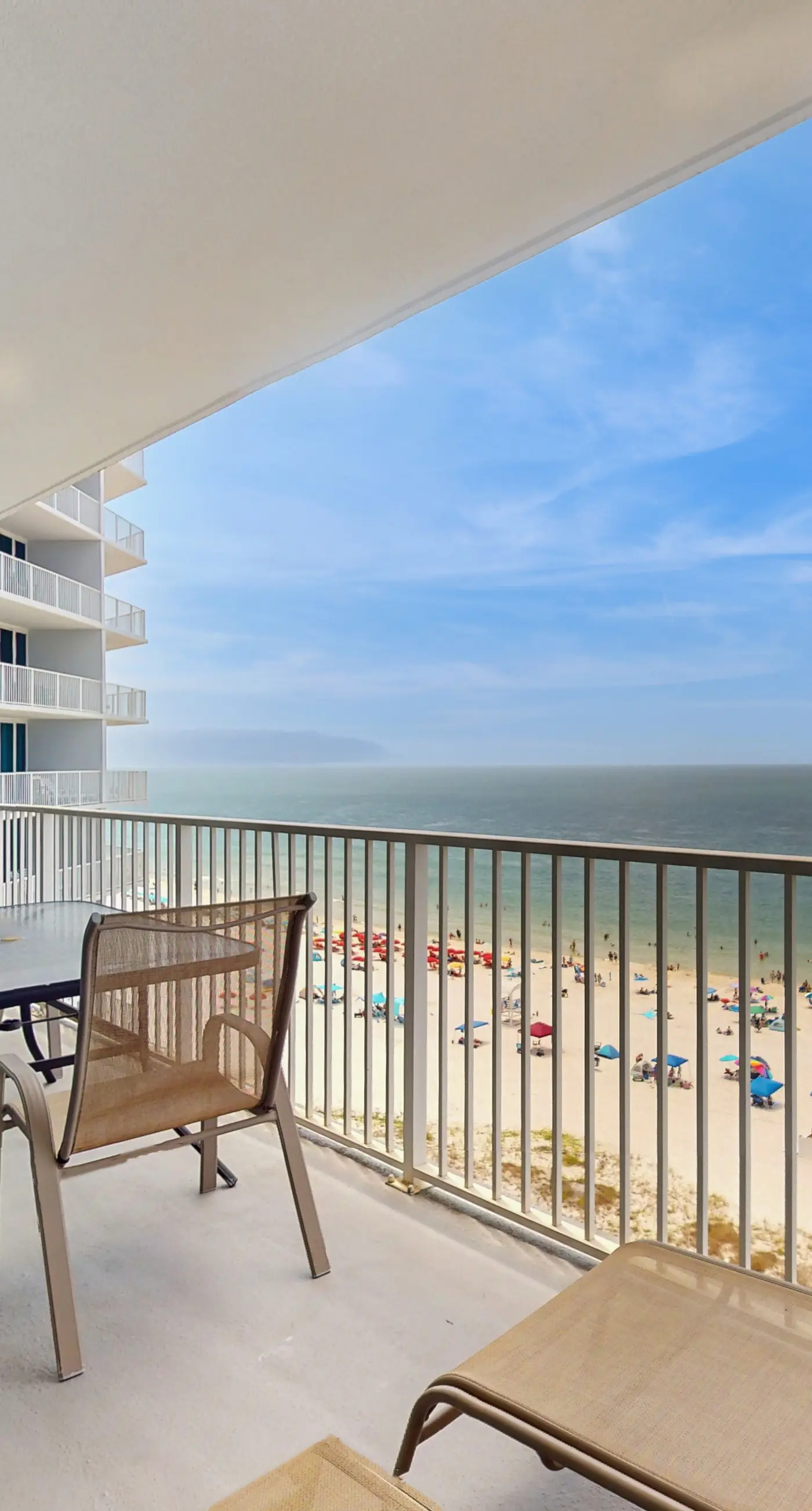 Oceanfront condo with sweeping views, washer/dryer, central AC, & access to pool
