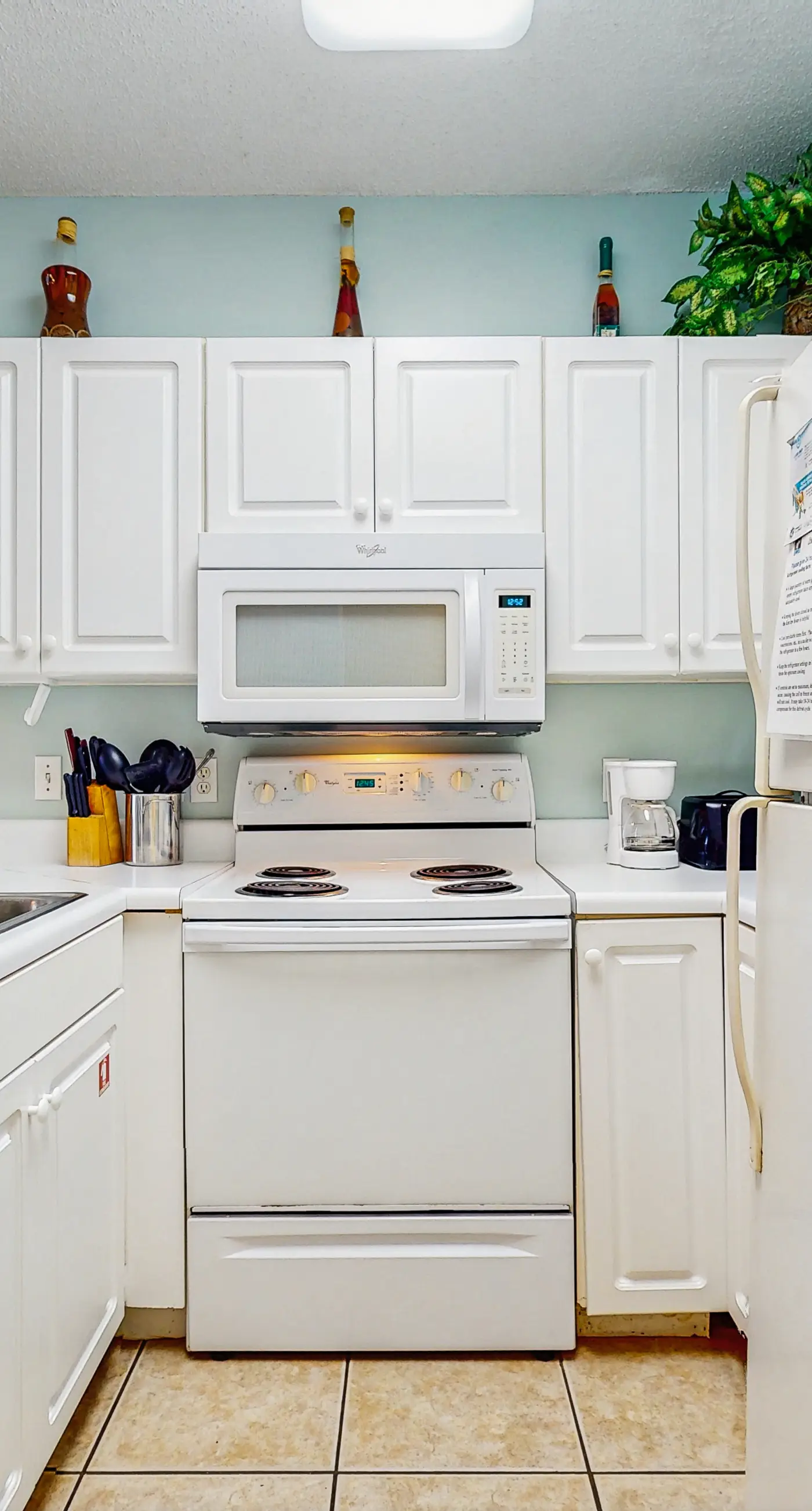 Unique dog-friendly Gulf-front condo with amazing views, pools, sauna, gym, & AC