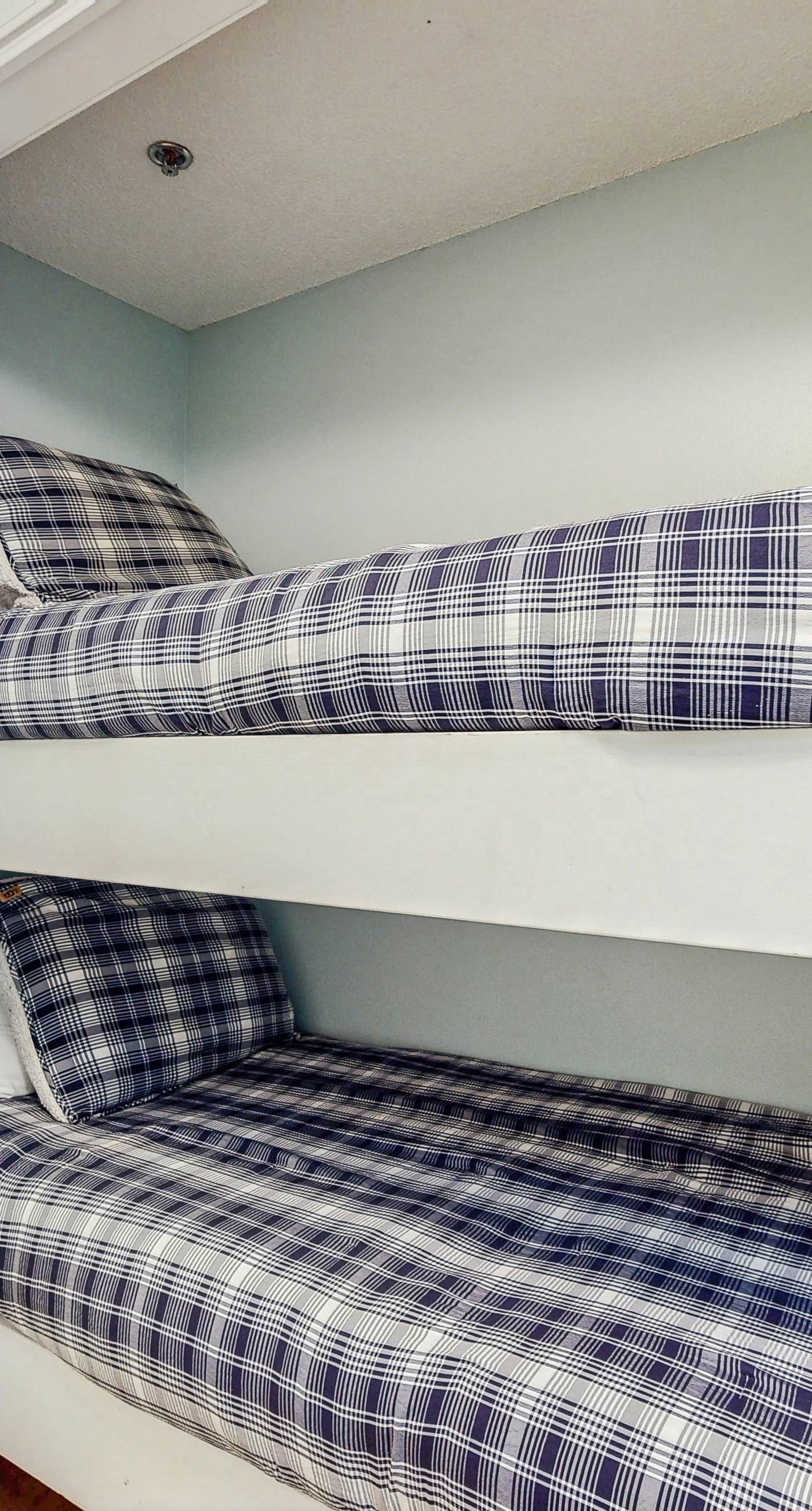 Unique dog-friendly Gulf-front condo with amazing views, pools, sauna, gym, & AC