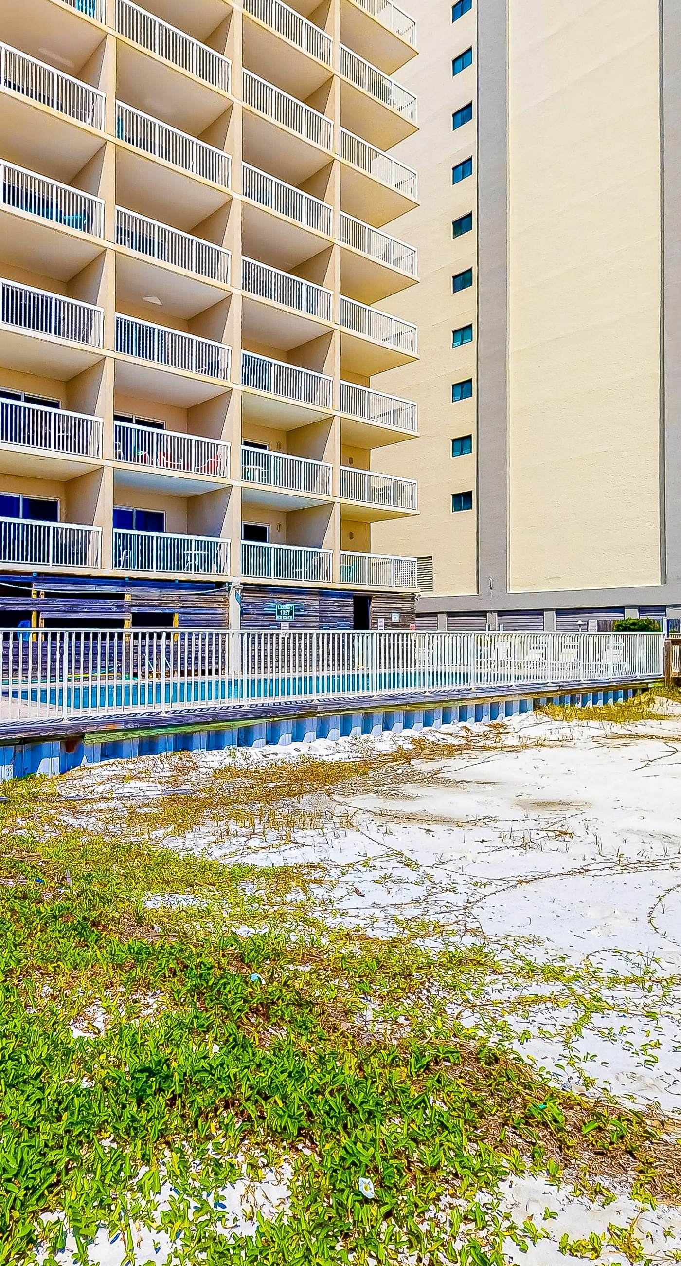 Unique dog-friendly Gulf-front condo with amazing views, pools, sauna, gym, & AC