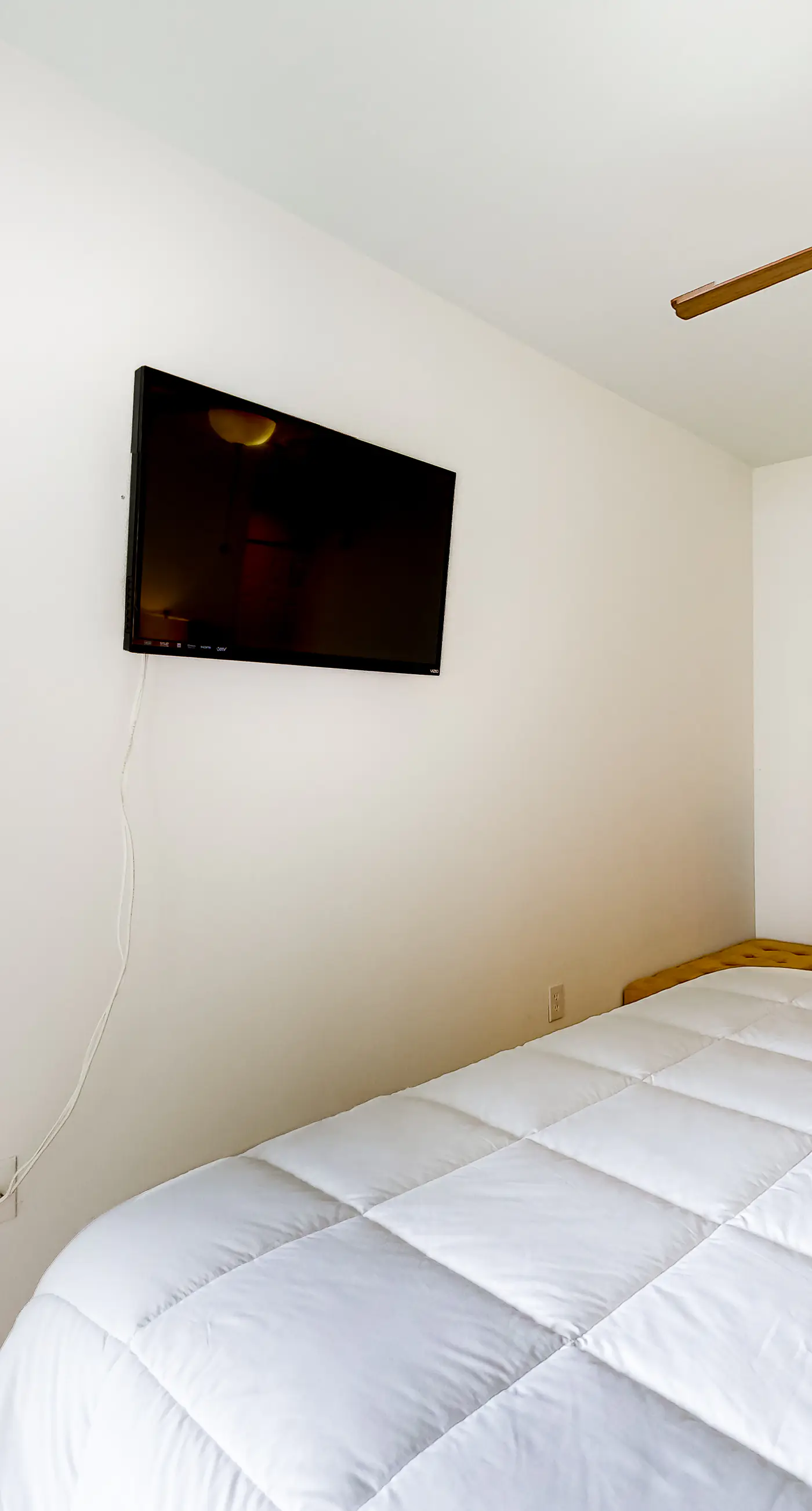 Peaceful water view condo with sauna, pool, tennis court, W&D, hot tub, & patio