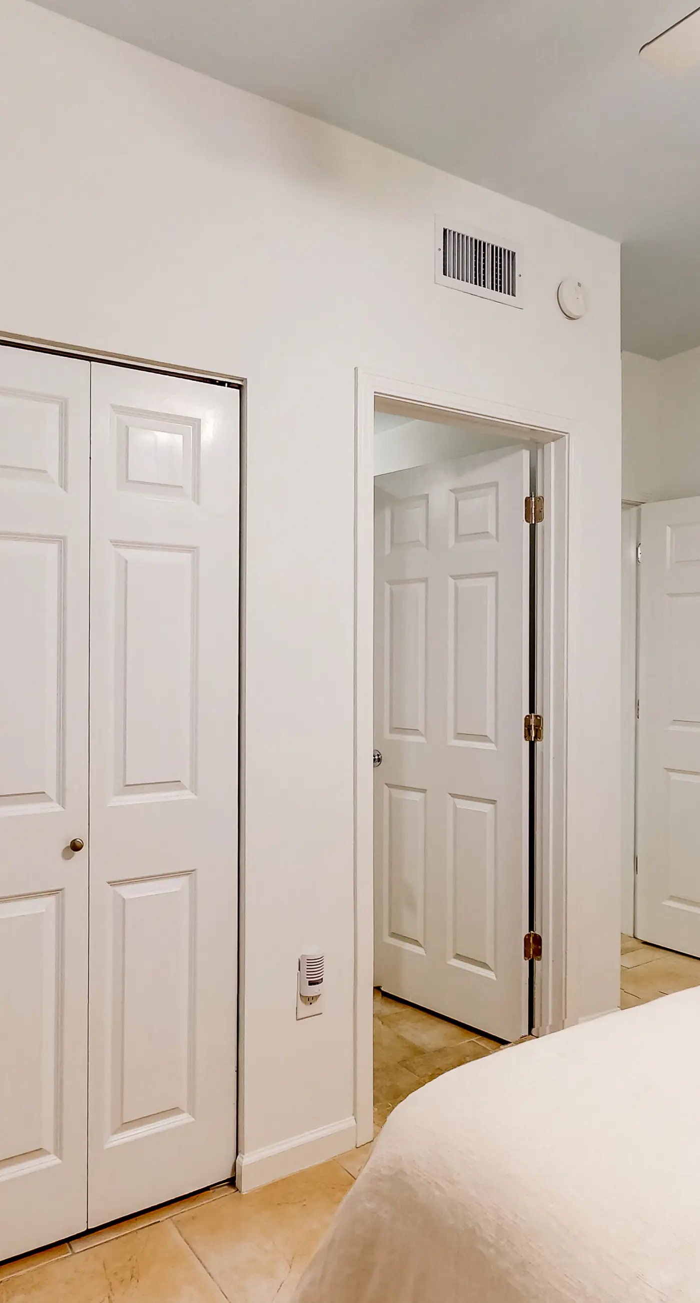 Peaceful water view condo with sauna, pool, tennis court, W&D, hot tub, & patio