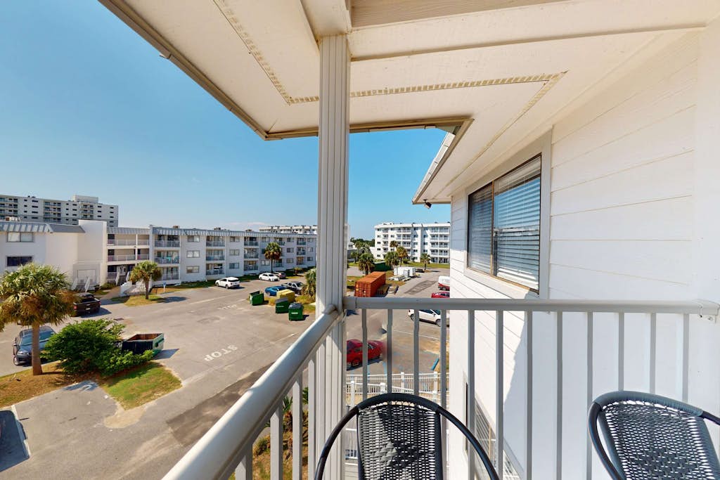 Plantation East #1308