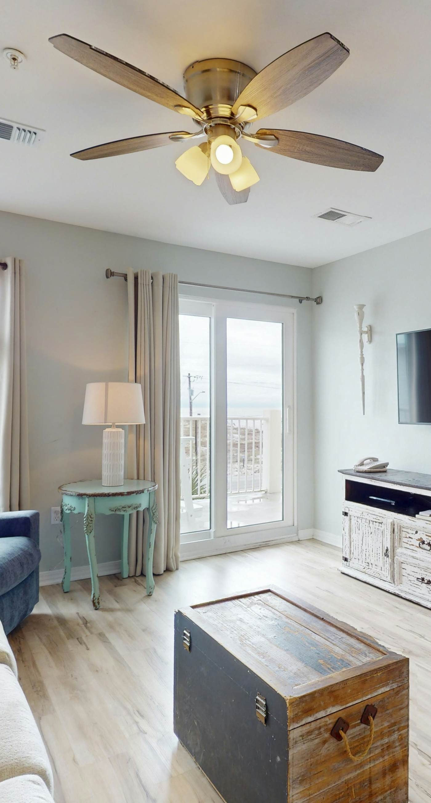 Grand Beach Resort #318, Condo in Gulf Shores with pool and hot tub access