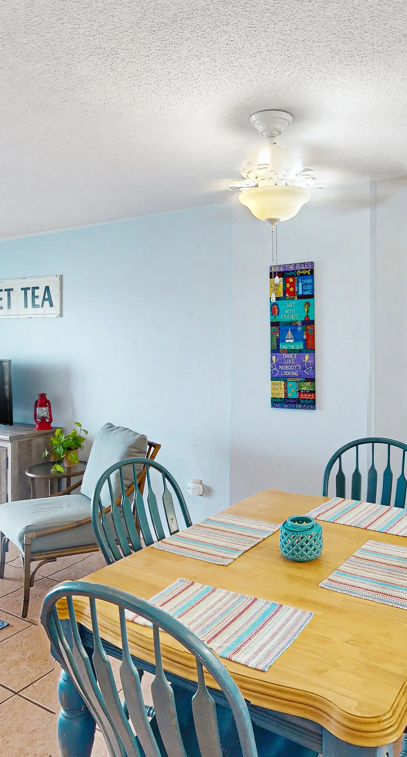 Newly updated beachfront condo with Gulf view, indoor,outdoor pools & hot tub