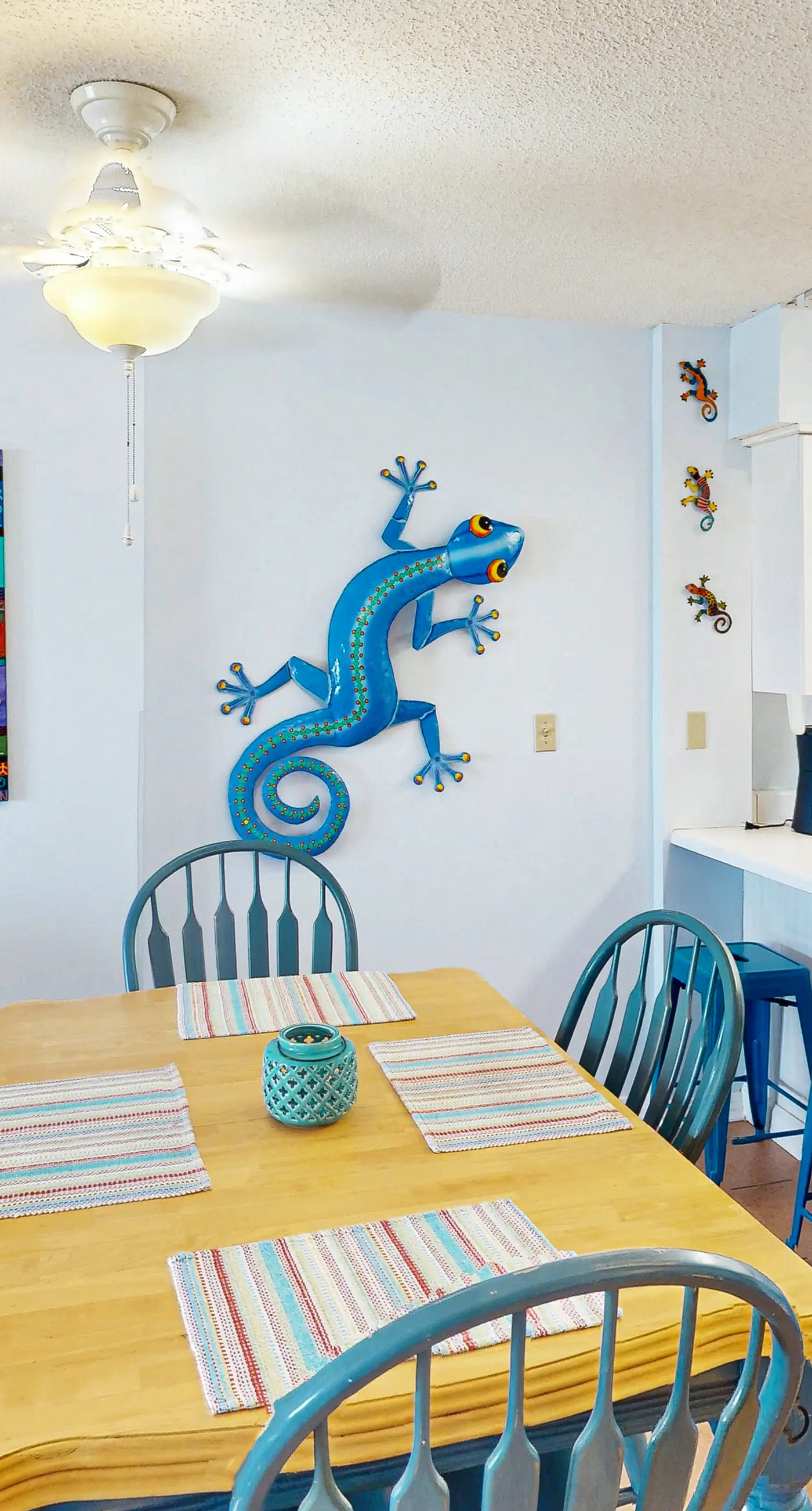 Newly updated beachfront condo with Gulf view, indoor,outdoor pools & hot tub