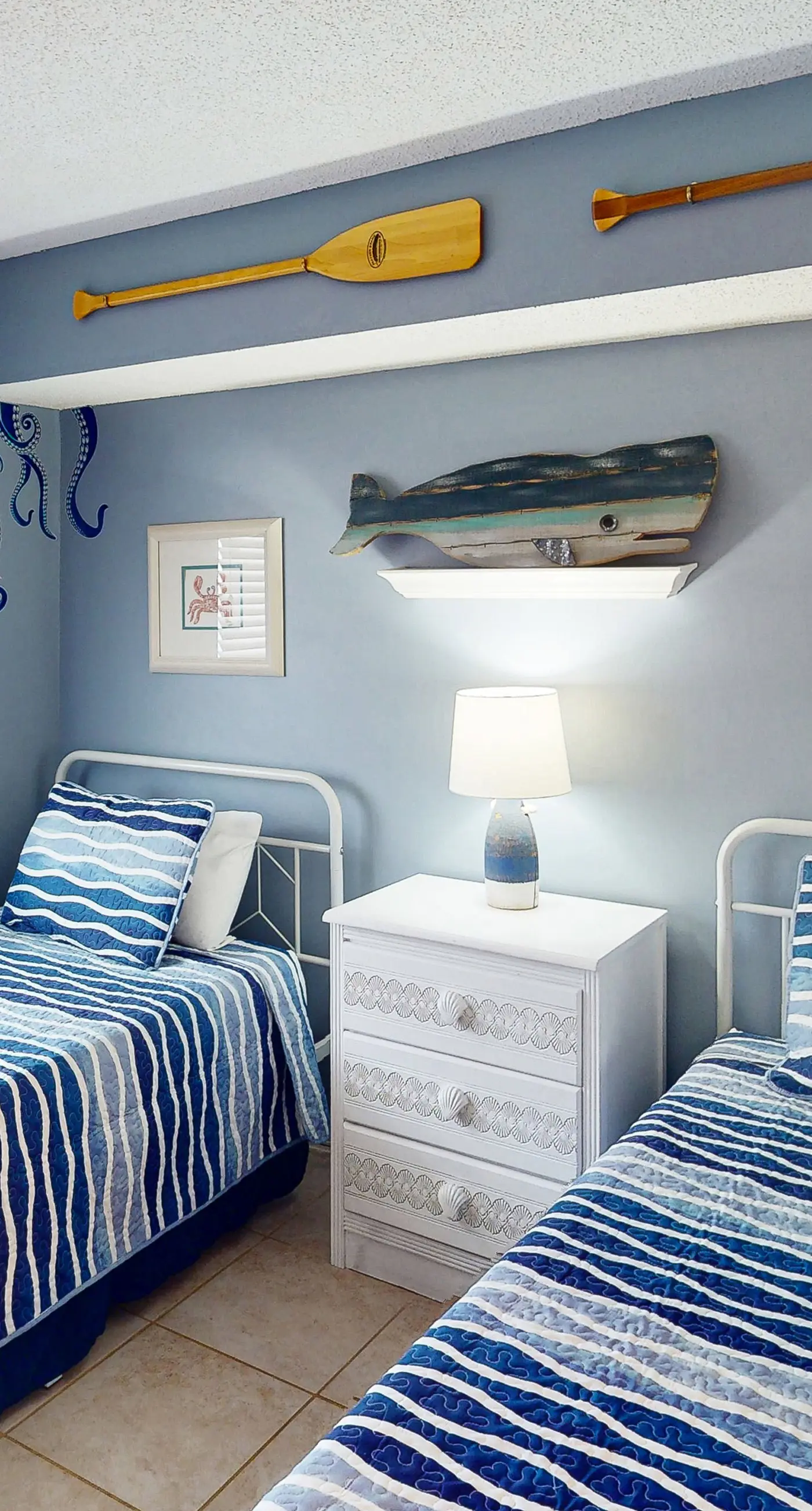 Newly updated beachfront condo with Gulf view, indoor,outdoor pools & hot tub