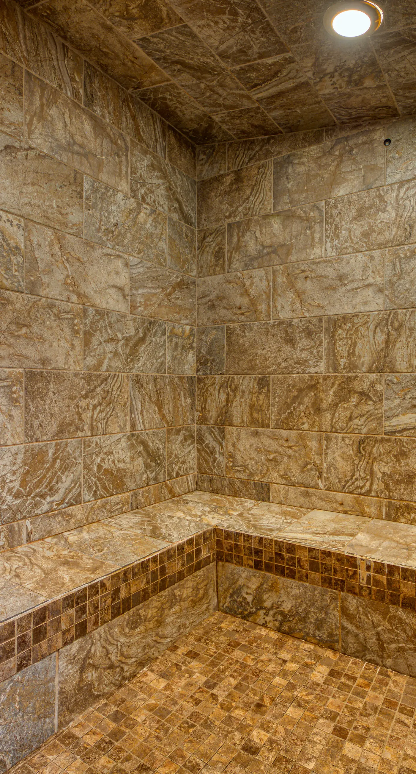 Newly updated beachfront condo with Gulf view, indoor,outdoor pools & hot tub