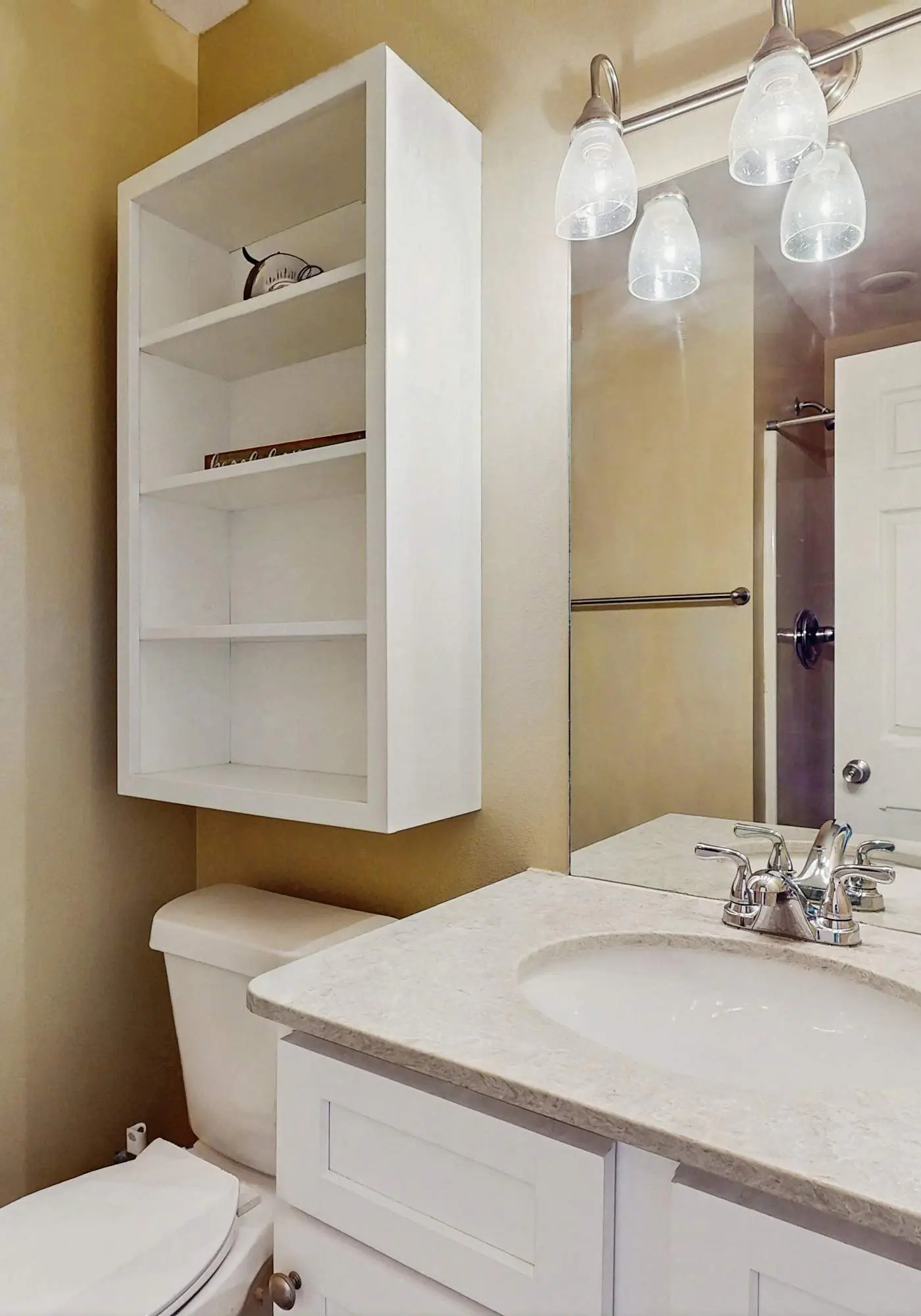 Beach resort condo with patio, central AC, WiFi, on-site pool, & beach access