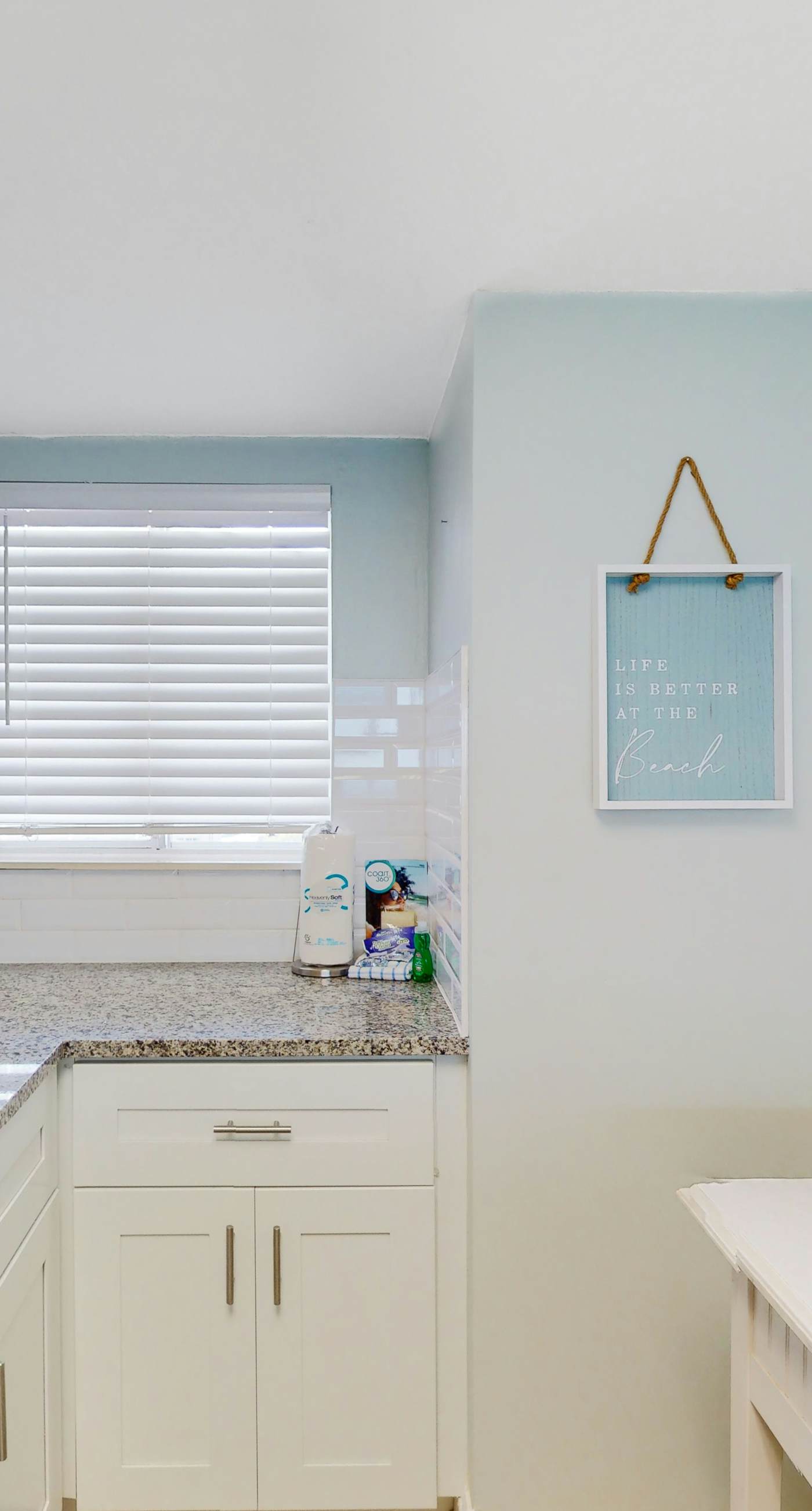 Beachfront condo with Gulf views, pool, washer,dryer, & central AC