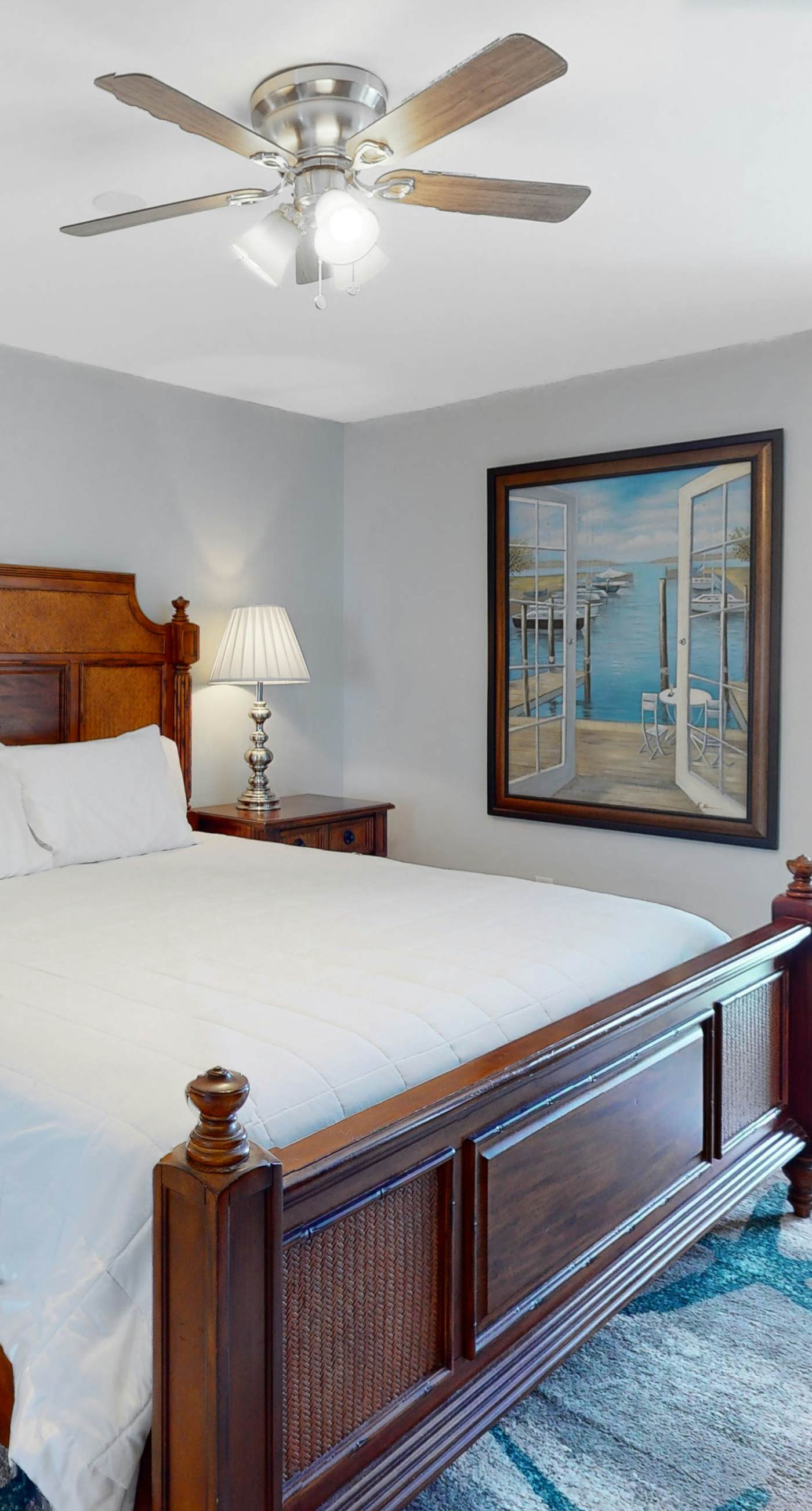 Beachfront condo with Gulf views, pool, washer,dryer, & central AC