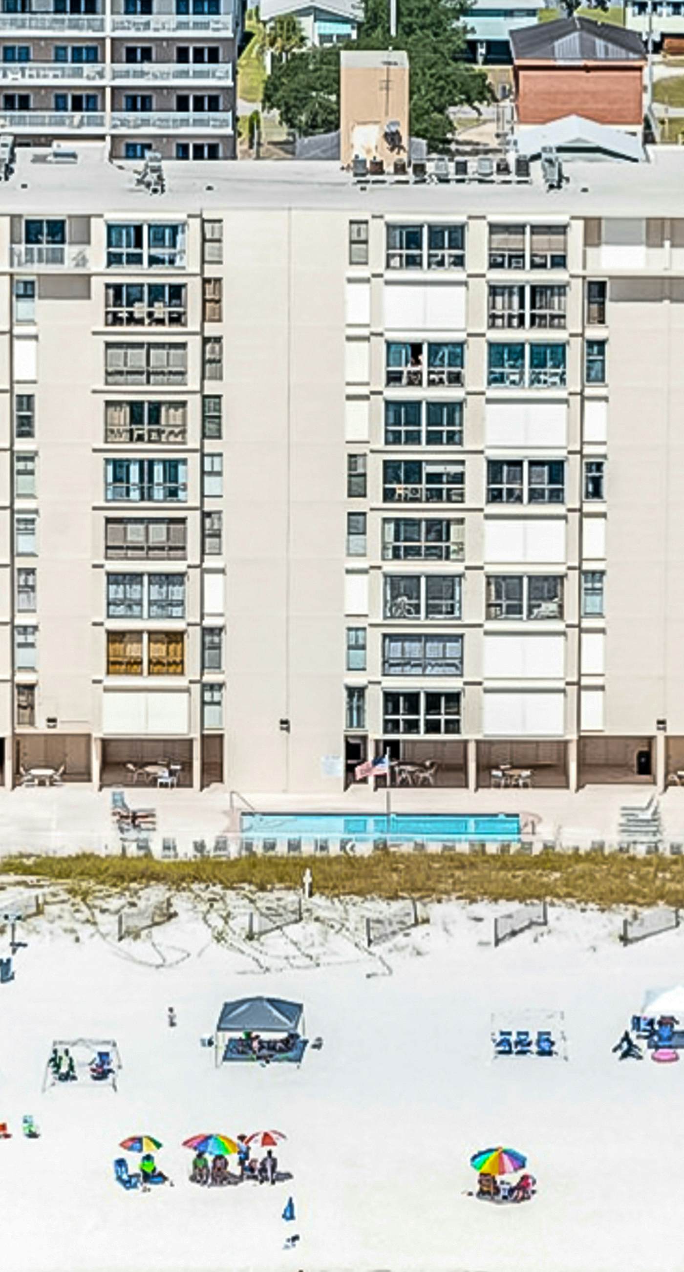 Beachfront condo with Gulf views, pool, washer,dryer, & central AC