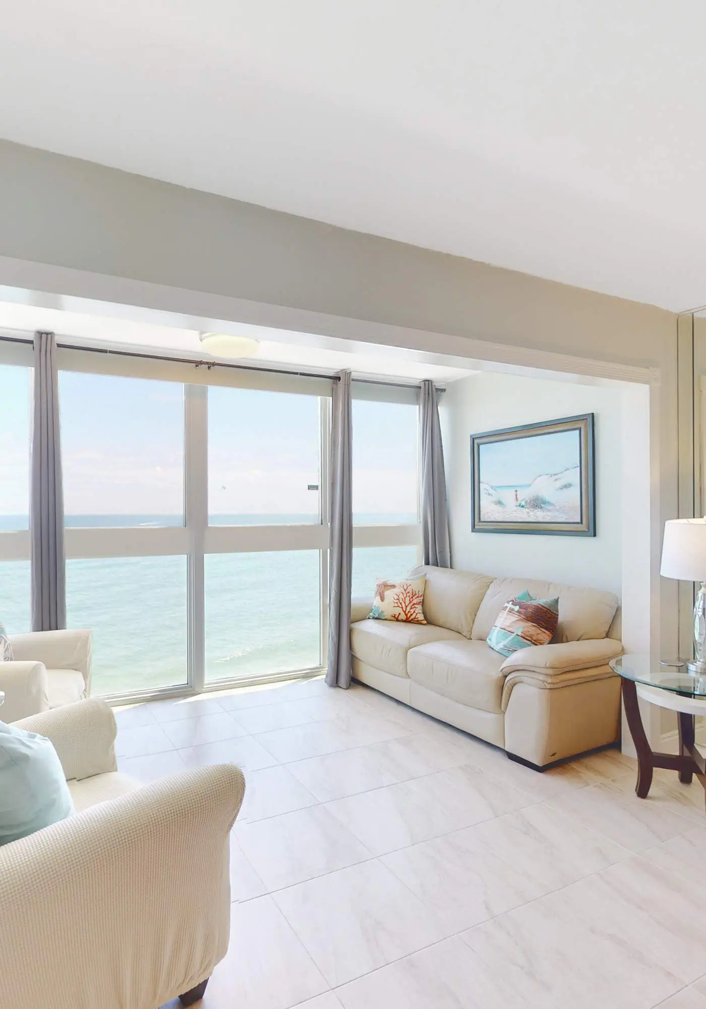 Beachfront condo with Gulf views, pool, washer,dryer, & central AC