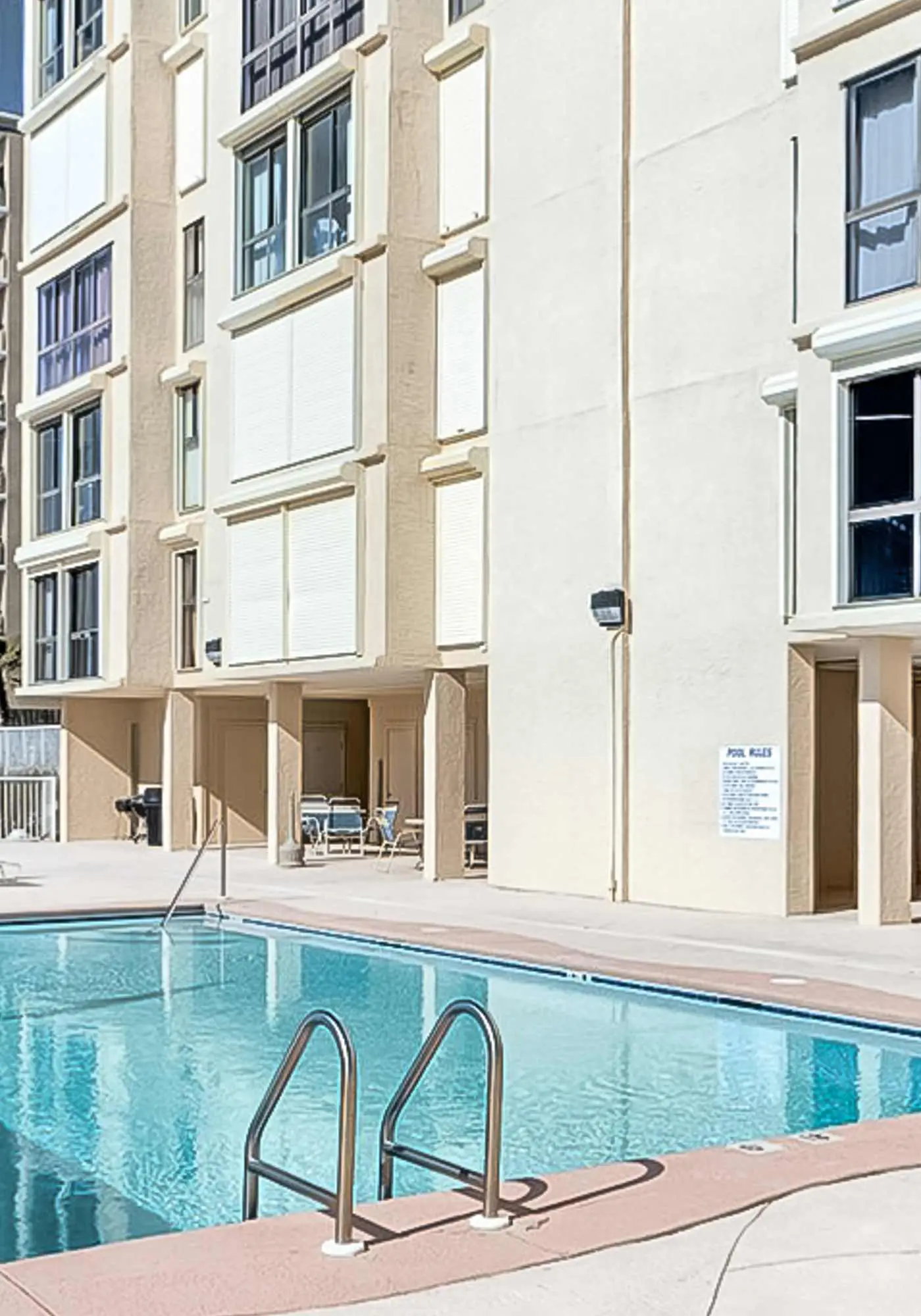 Beachfront condo with Gulf views, pool, washer,dryer, & central AC