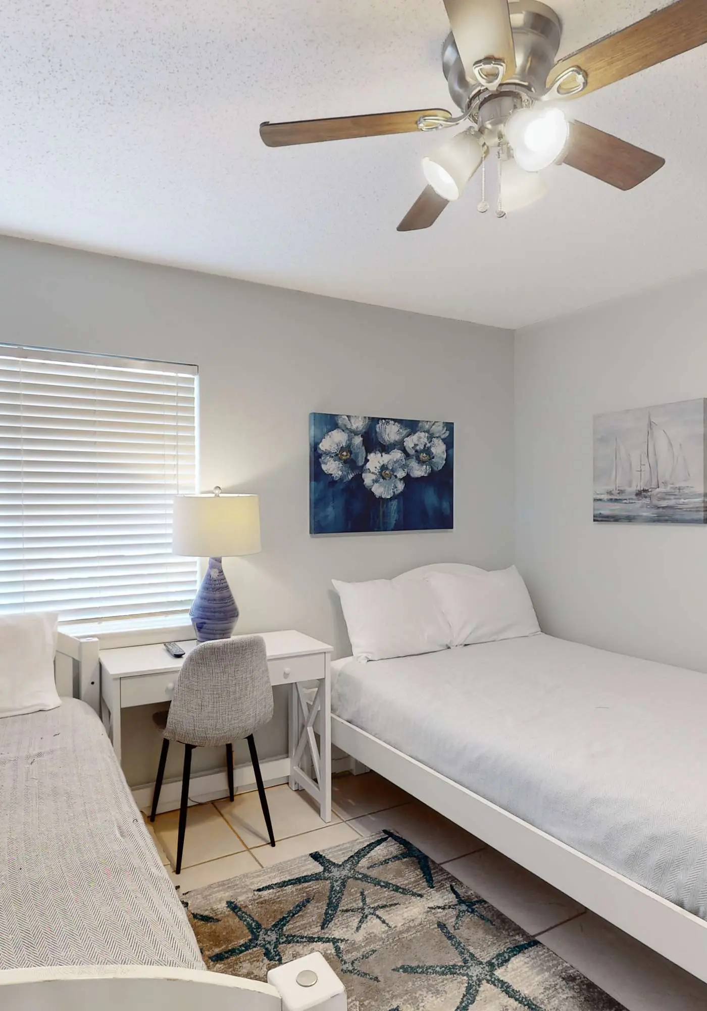 Beachfront condo with Gulf views, pool, washer,dryer, & central AC