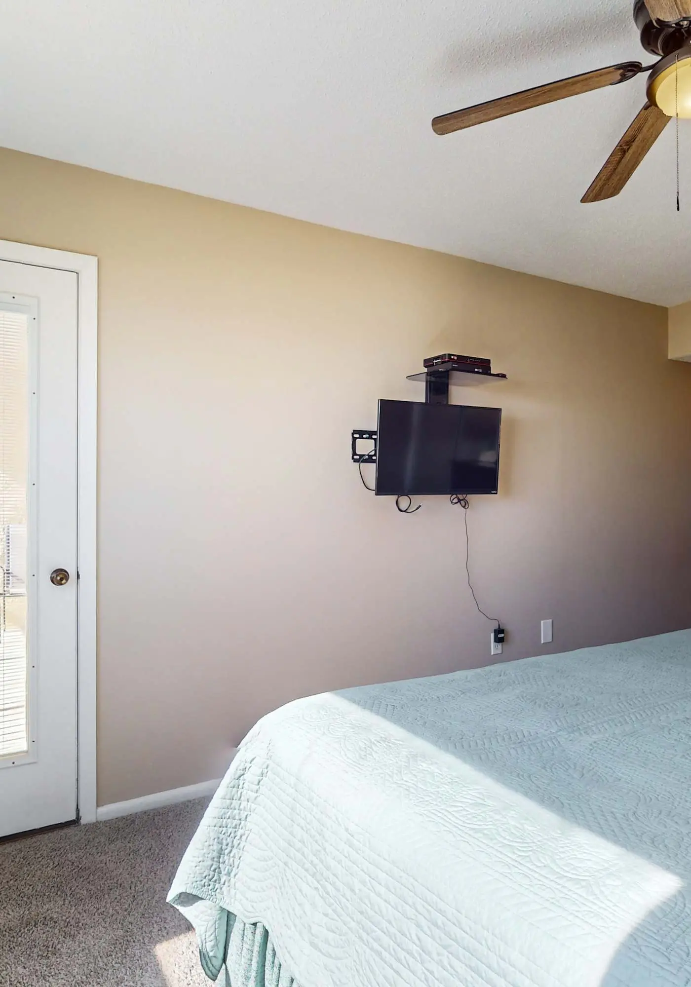 2nd-floor beachfront condo with Gulf views, balcony, outdoor pool, W/D, elevator