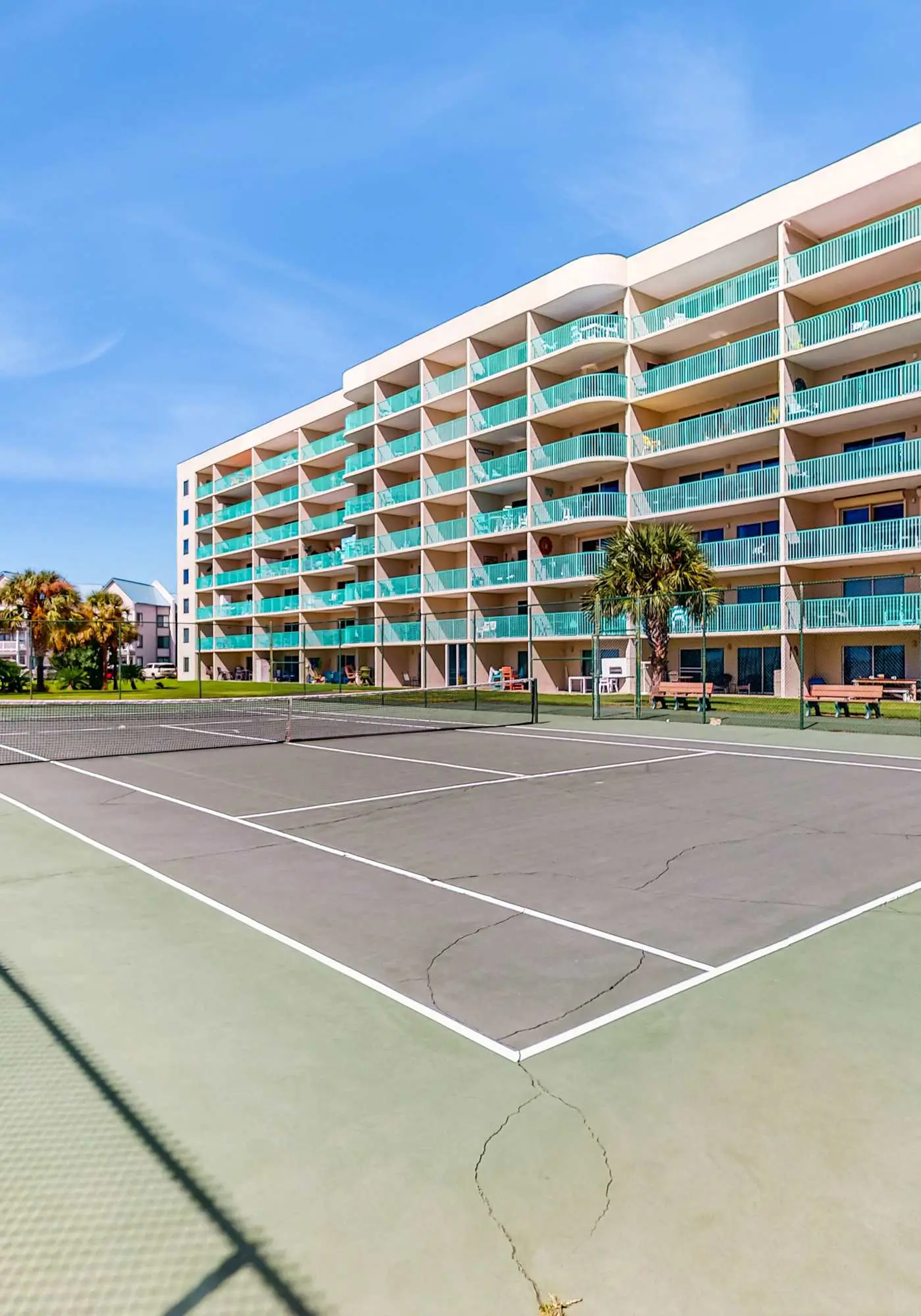 3rd-floor Gulf-view condo with hot tub, outdoor pool, tennis, balcony, elevator