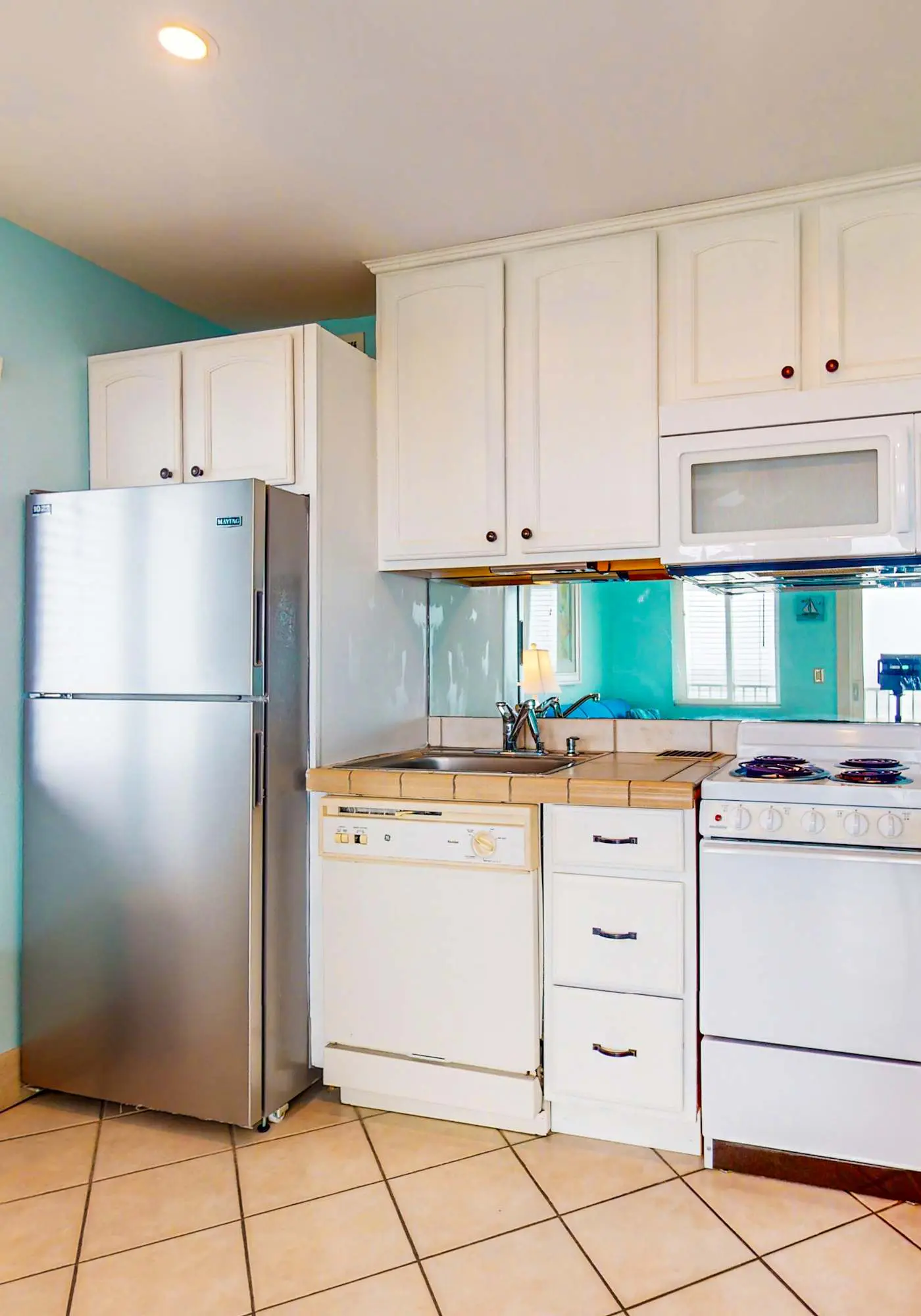 Gulfview condo with shared pools, sauna, and beach access