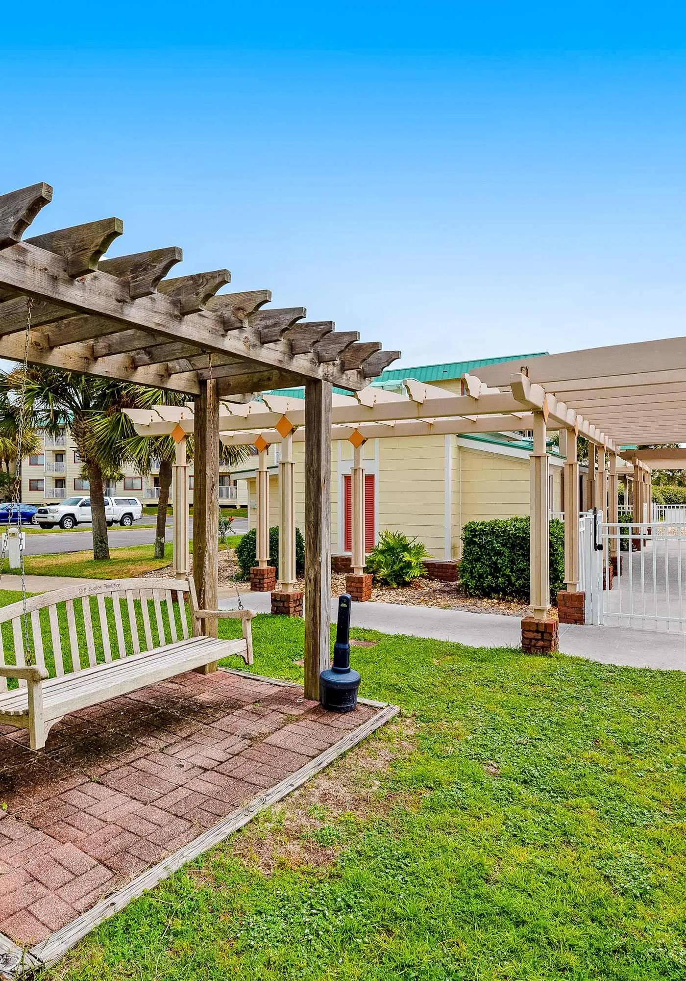 Gulfview condo with shared pools, sauna, and beach access