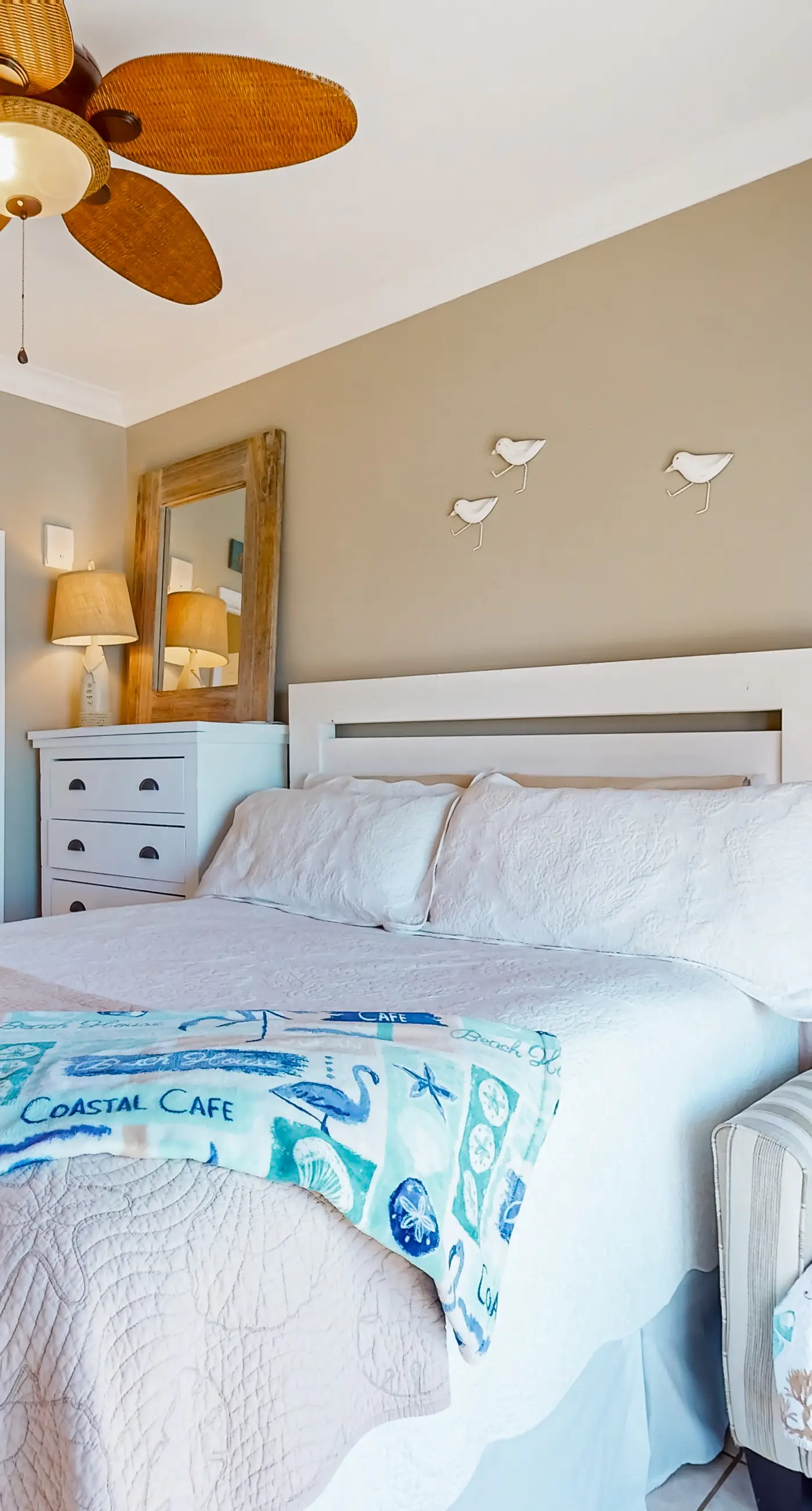 Gulfview condo with skywalk to the beach,  indoor & outdoor pool, & sauna