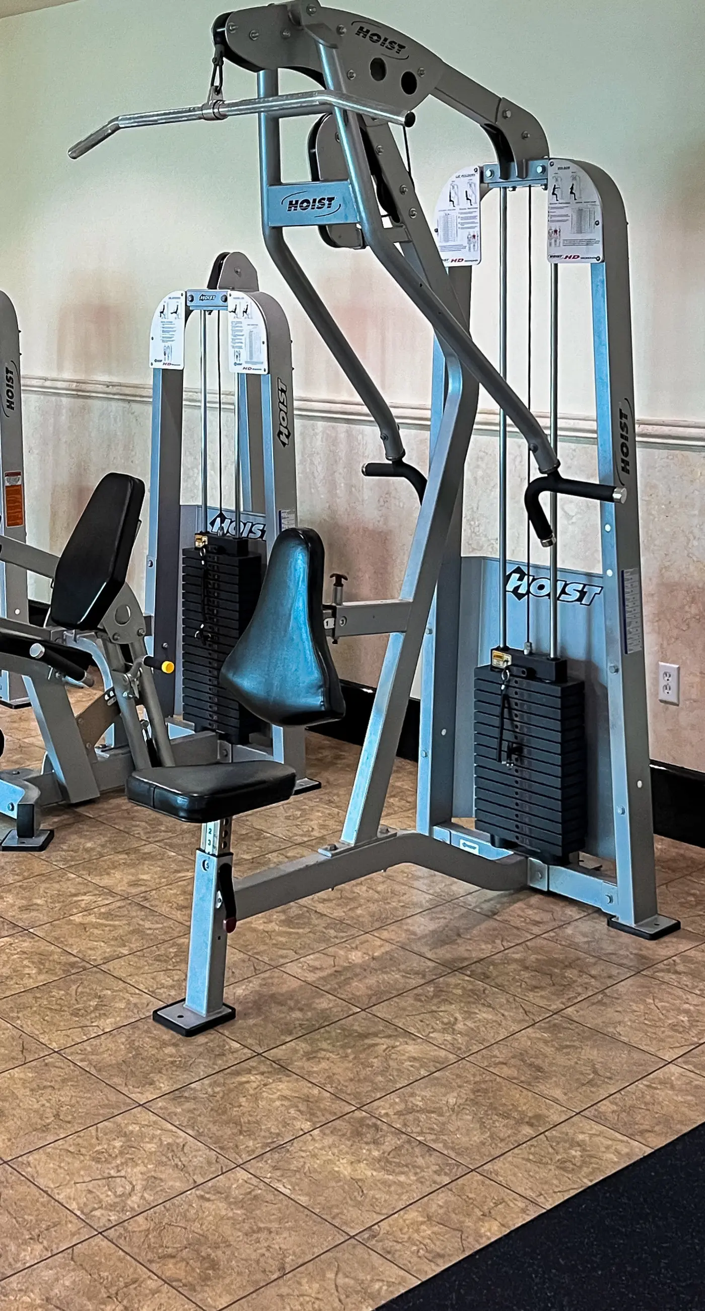 Gulfview condo with skywalk to the beach,  indoor & outdoor pool, & sauna