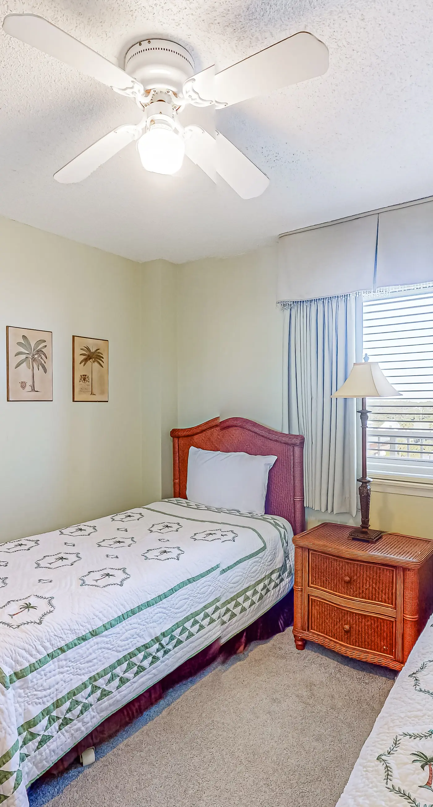 Beach/Gulf-front condo with water views, on-site pool, & private balcony