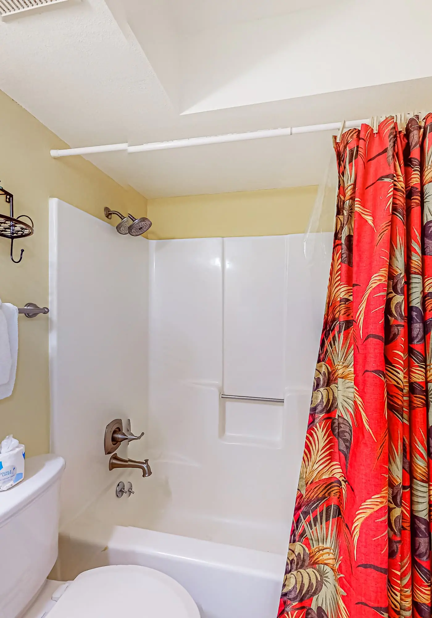 Beach/Gulf-front condo with water views, on-site pool, & private balcony