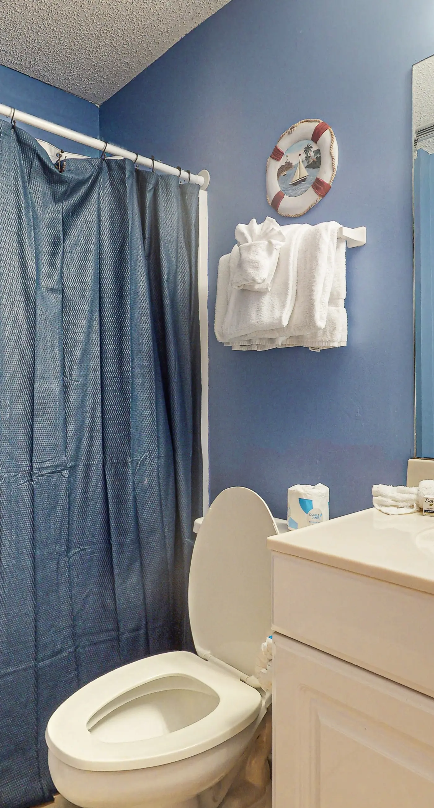 Gulf-front condo with beach access, pools, hot tub, & sports courts