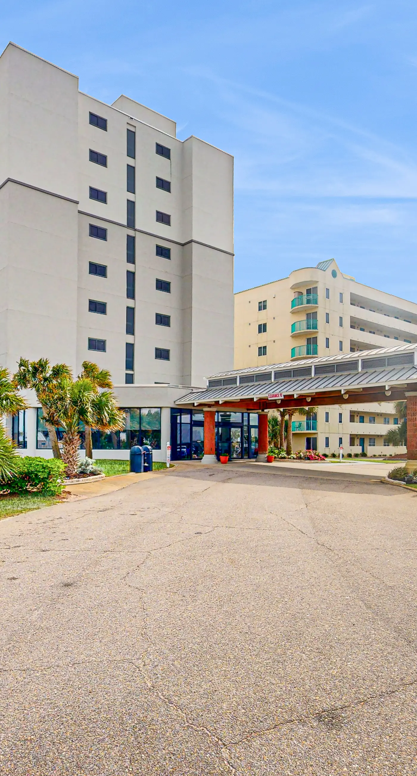 Gulf-front condo with beach access, pools, hot tub, & sports courts