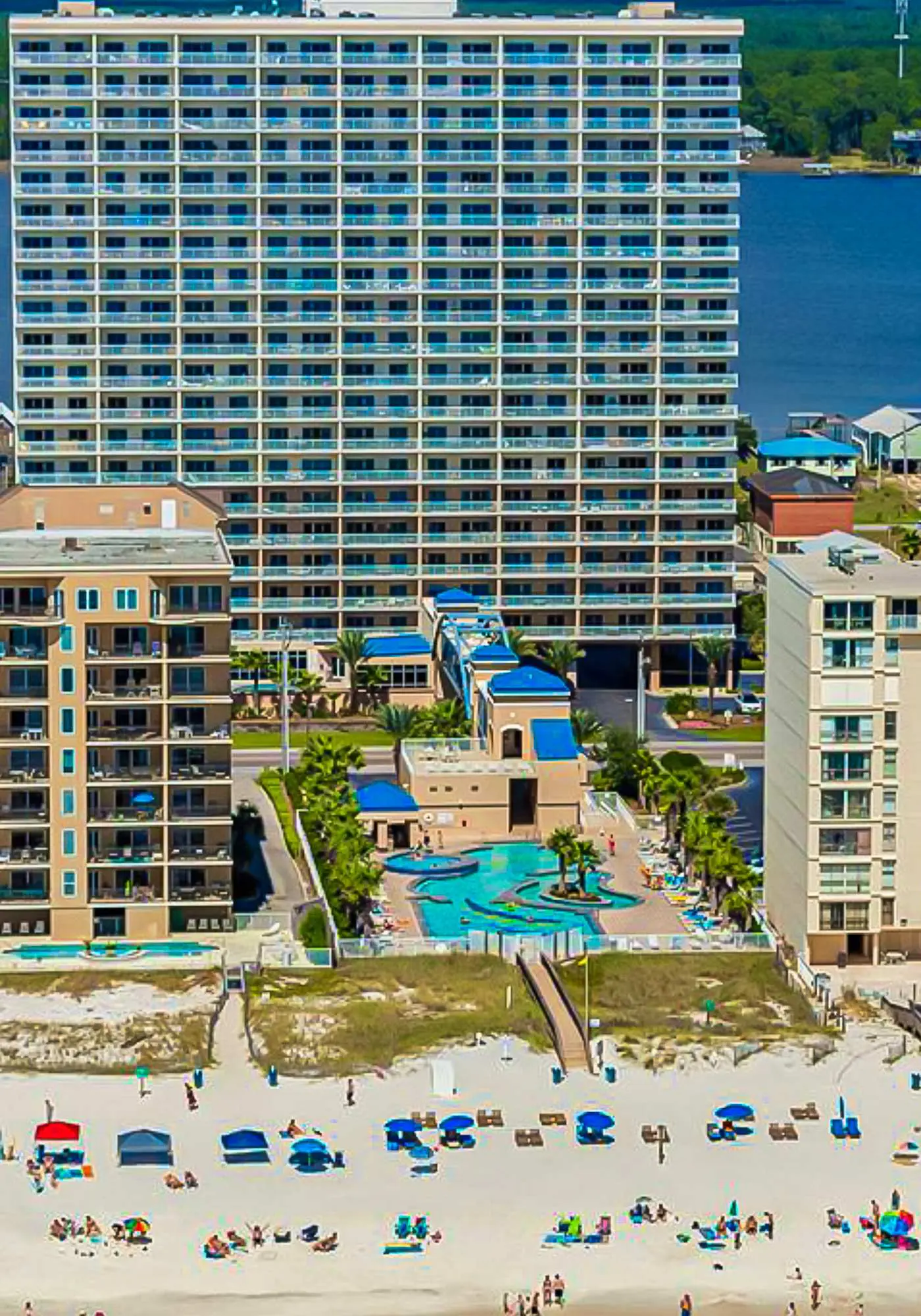Gulf view condo on top floor with pools, hot tubs, saunas, gym & beach access