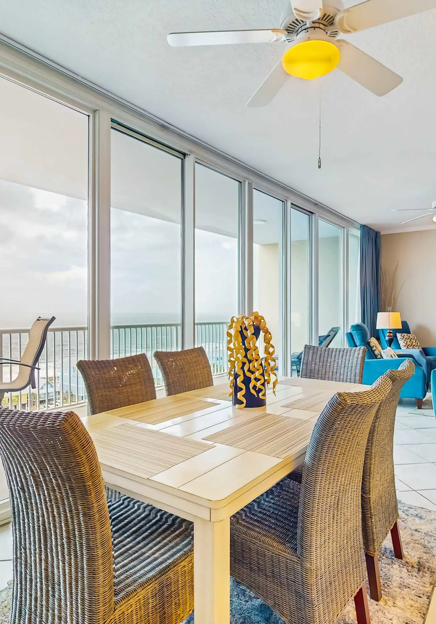 Gulf-view retreat with washer,dryer, AC, pool, sauna, & fitness center