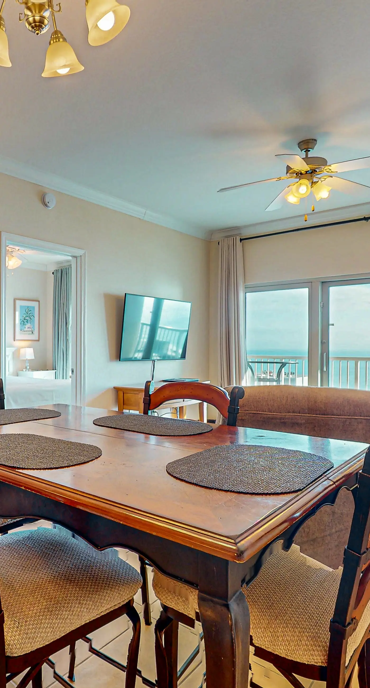 Ocean-view condo w/skywalk to beach, indoor/outdoor pools, lazy river, WiFi, W/D