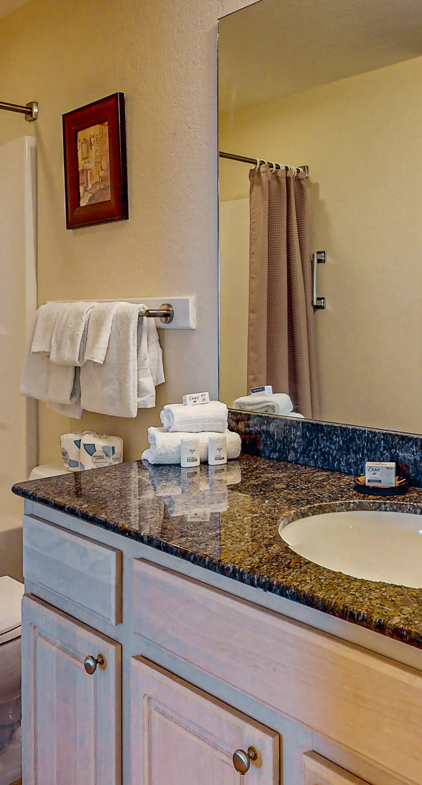 Ocean-view condo w/skywalk to beach, indoor/outdoor pools, lazy river, WiFi, W/D