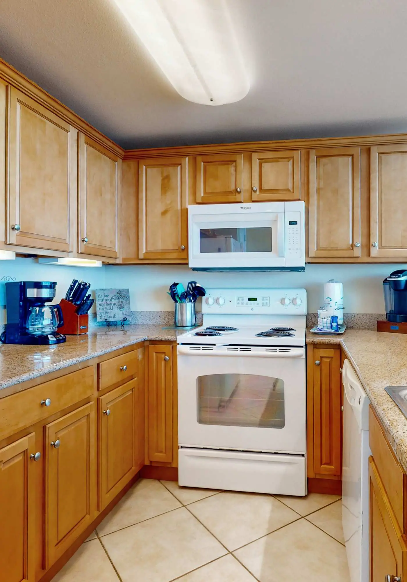 Waterfront condo with pool, piers & breathtaking balcony views