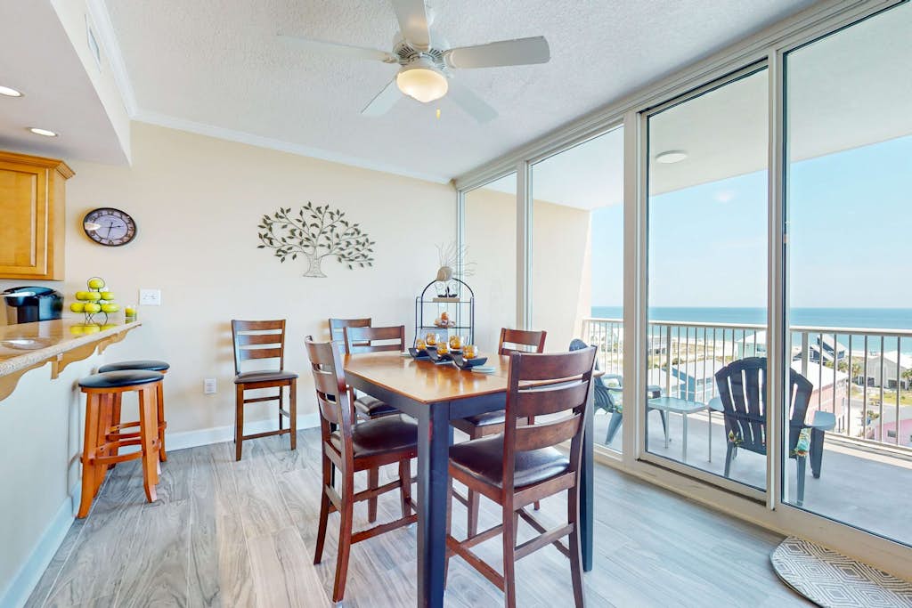 Sanibel 706