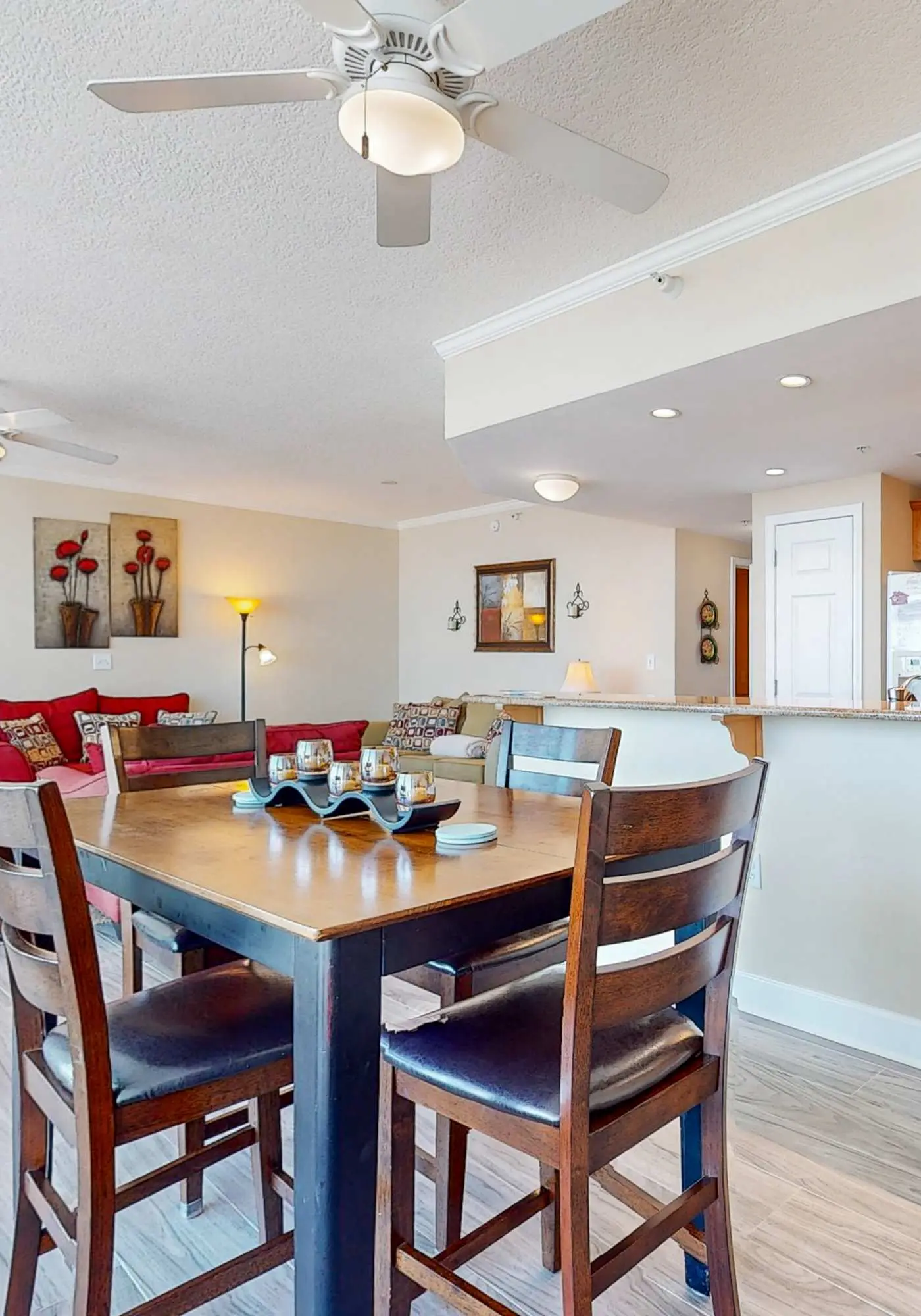 Waterfront condo with pool, piers & breathtaking balcony views