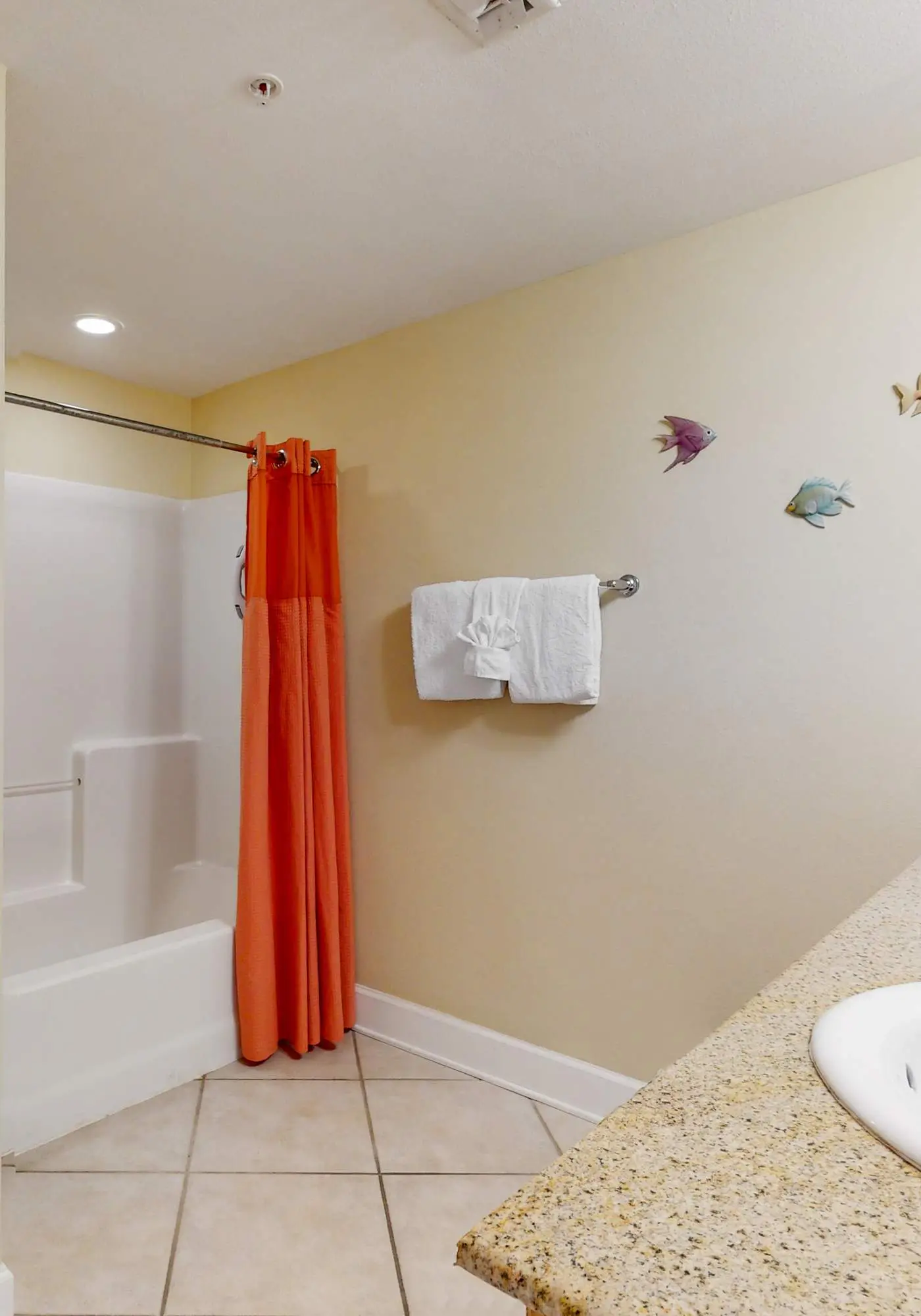 Waterfront condo with pool, piers & breathtaking balcony views