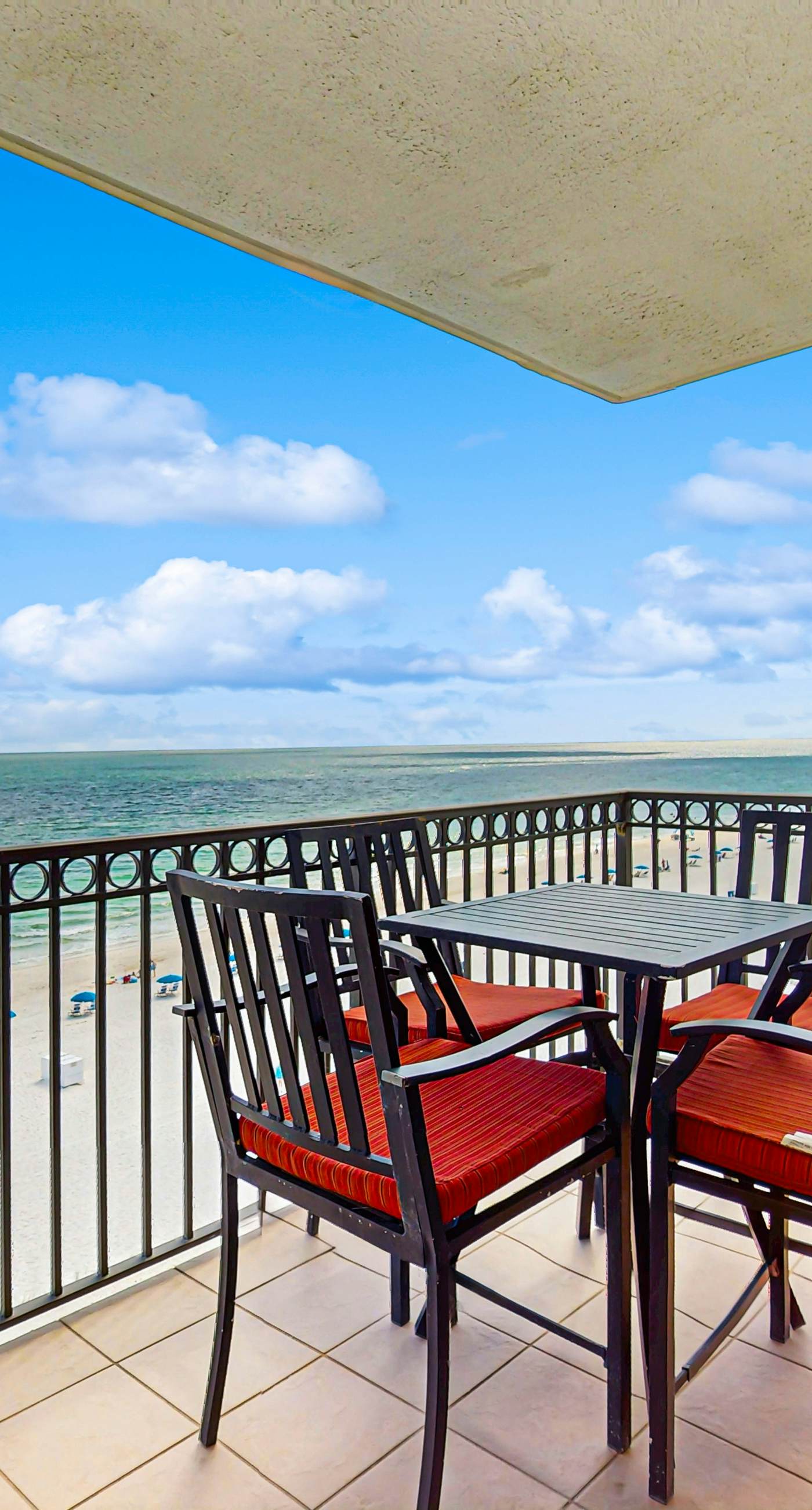 Beachfront condo with shared pool, outdoor shower, and beach access