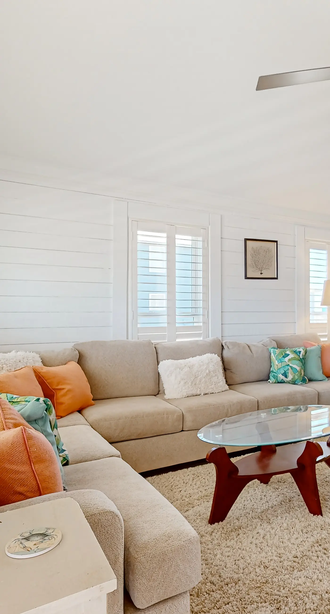 Updated luxurious home w Gulf views, gas grill, WiFi, AC, W&D